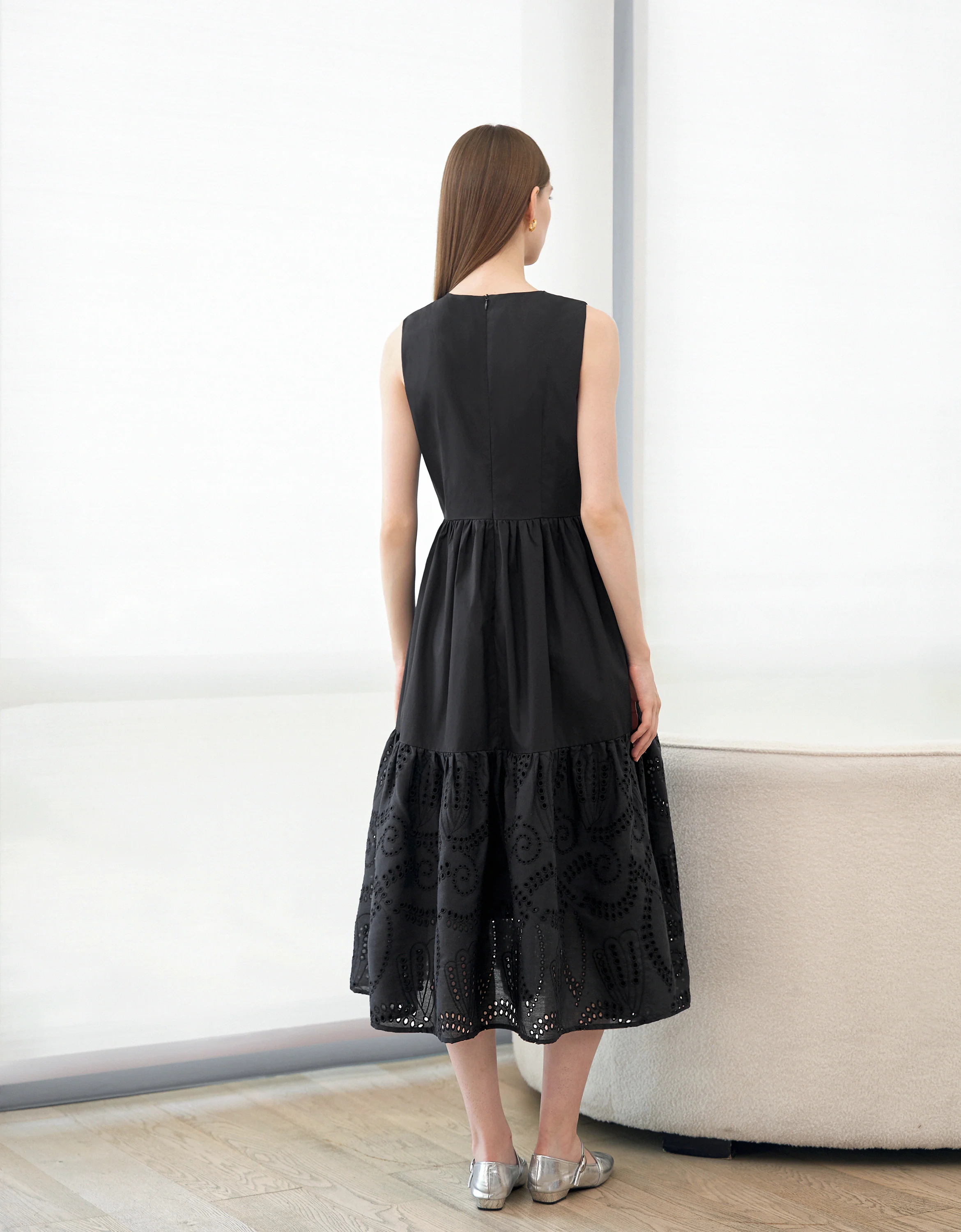 Embroidered Skirt Button Front Sleeveless Dress - Image 13