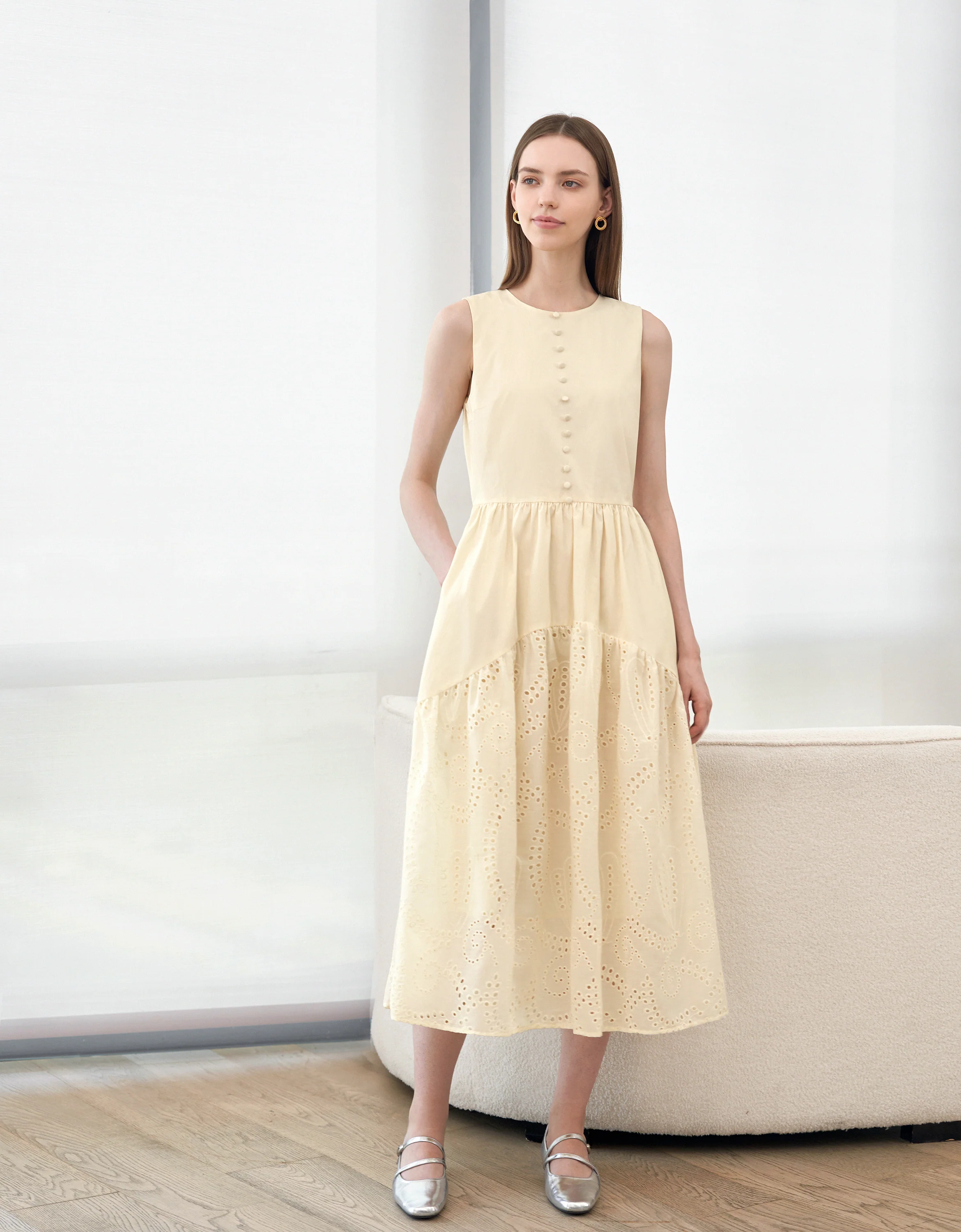 Embroidered Skirt Button Front Sleeveless Dress - Image 9