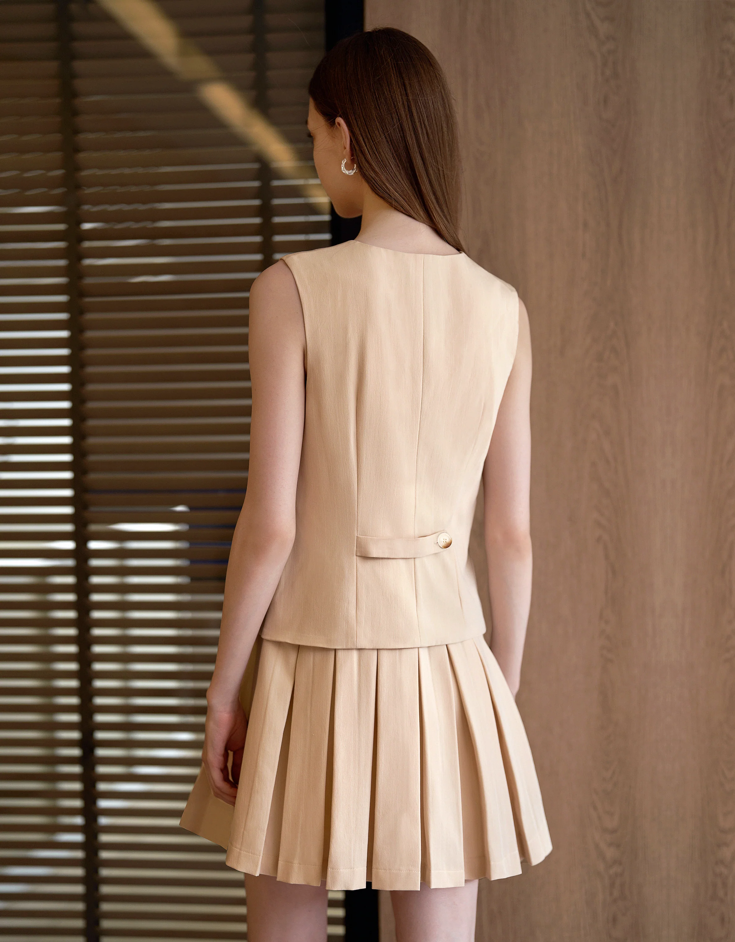 Faux Two-piece Pleated Skirt Vest Style Dress - Image 31