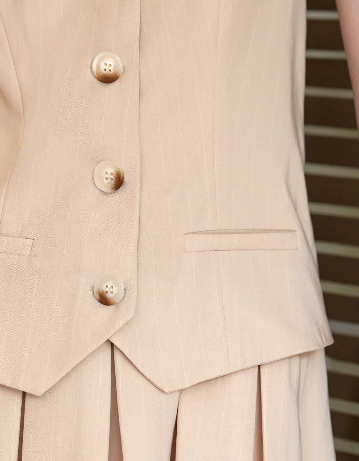 Faux Two-piece Pleated Skirt Vest Style Dress - Image 32