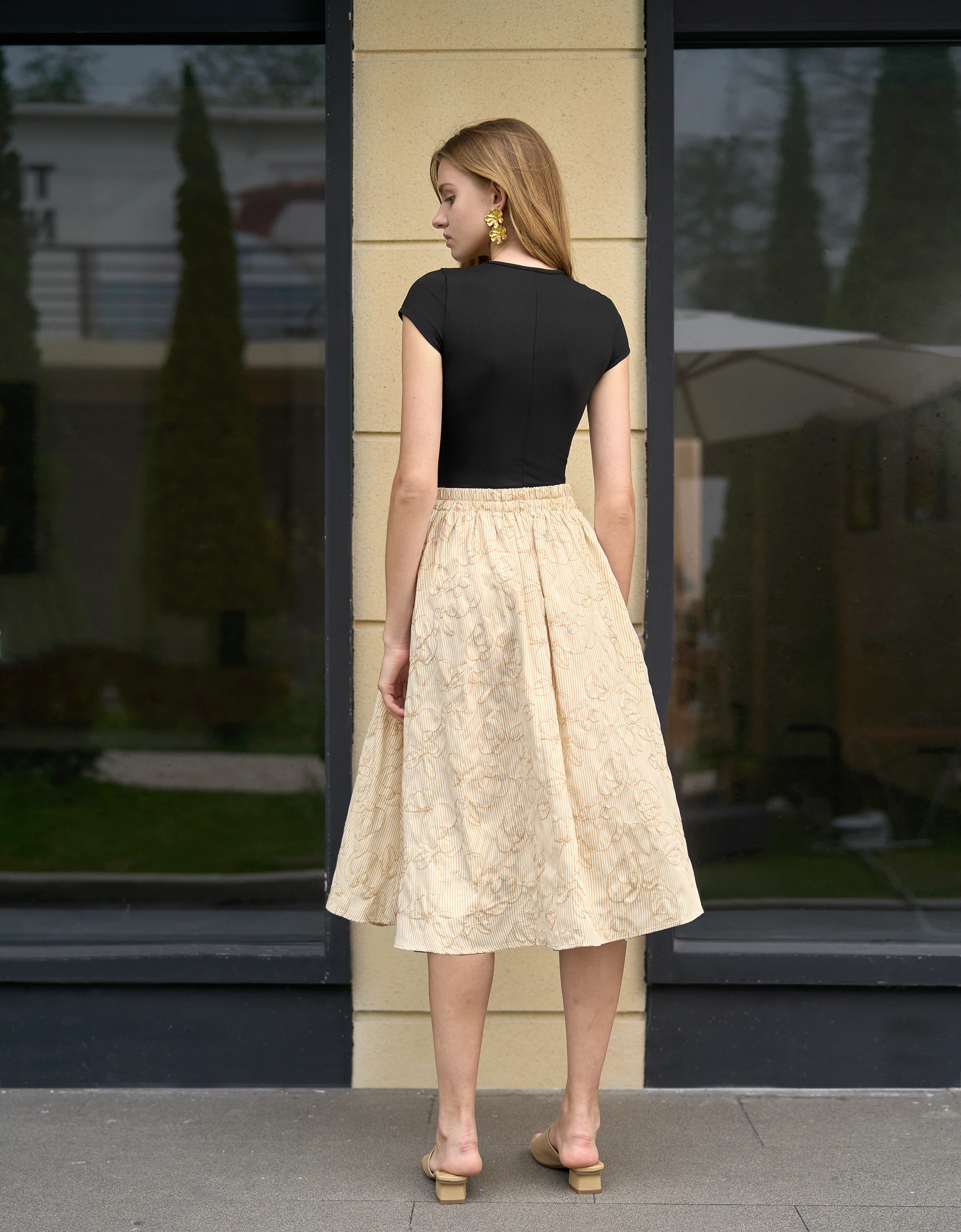 Floral Embroidery Striped Midi Skirt - Image 4