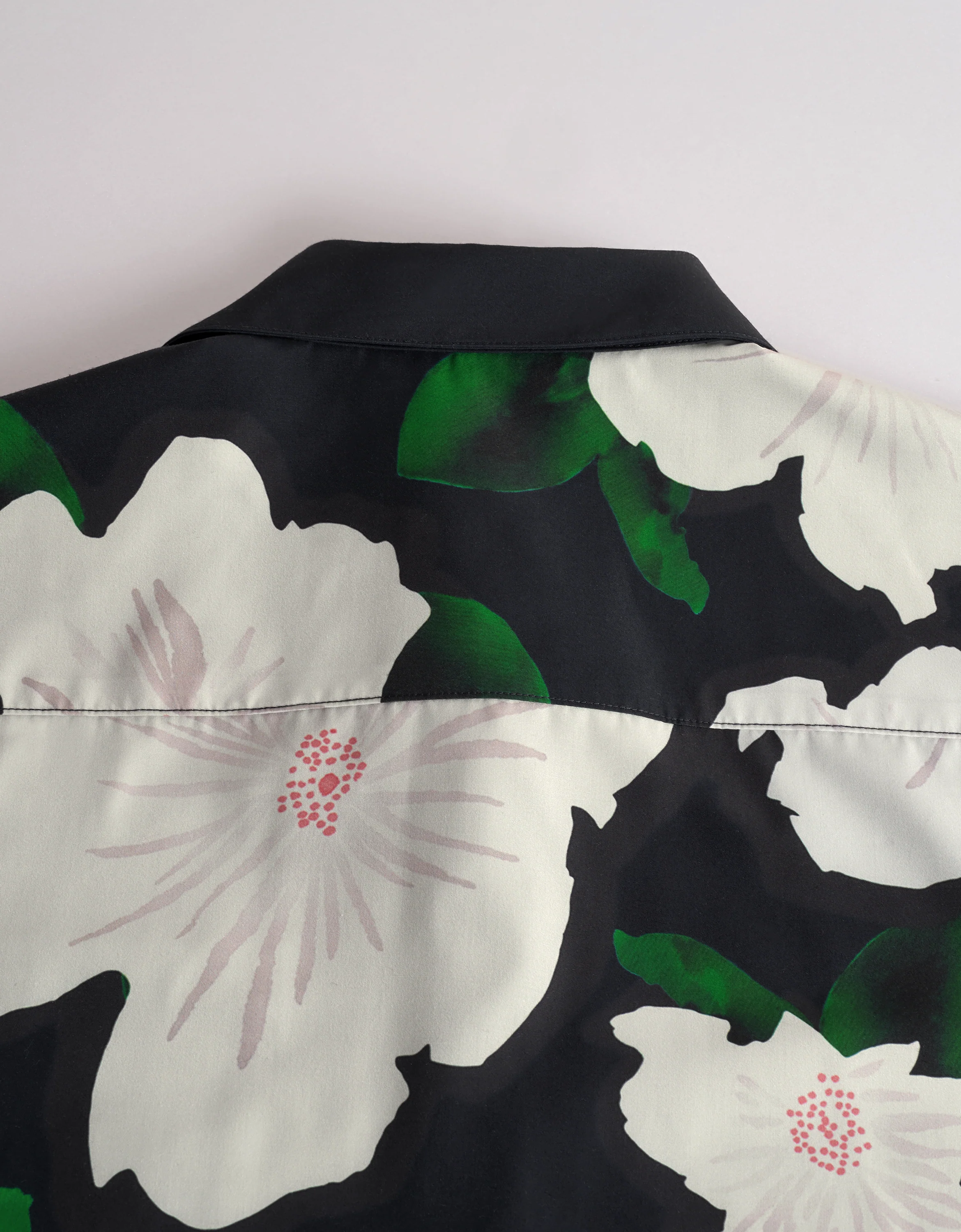 Floral Panels Short Sleeve Men's Shirt - Image 8