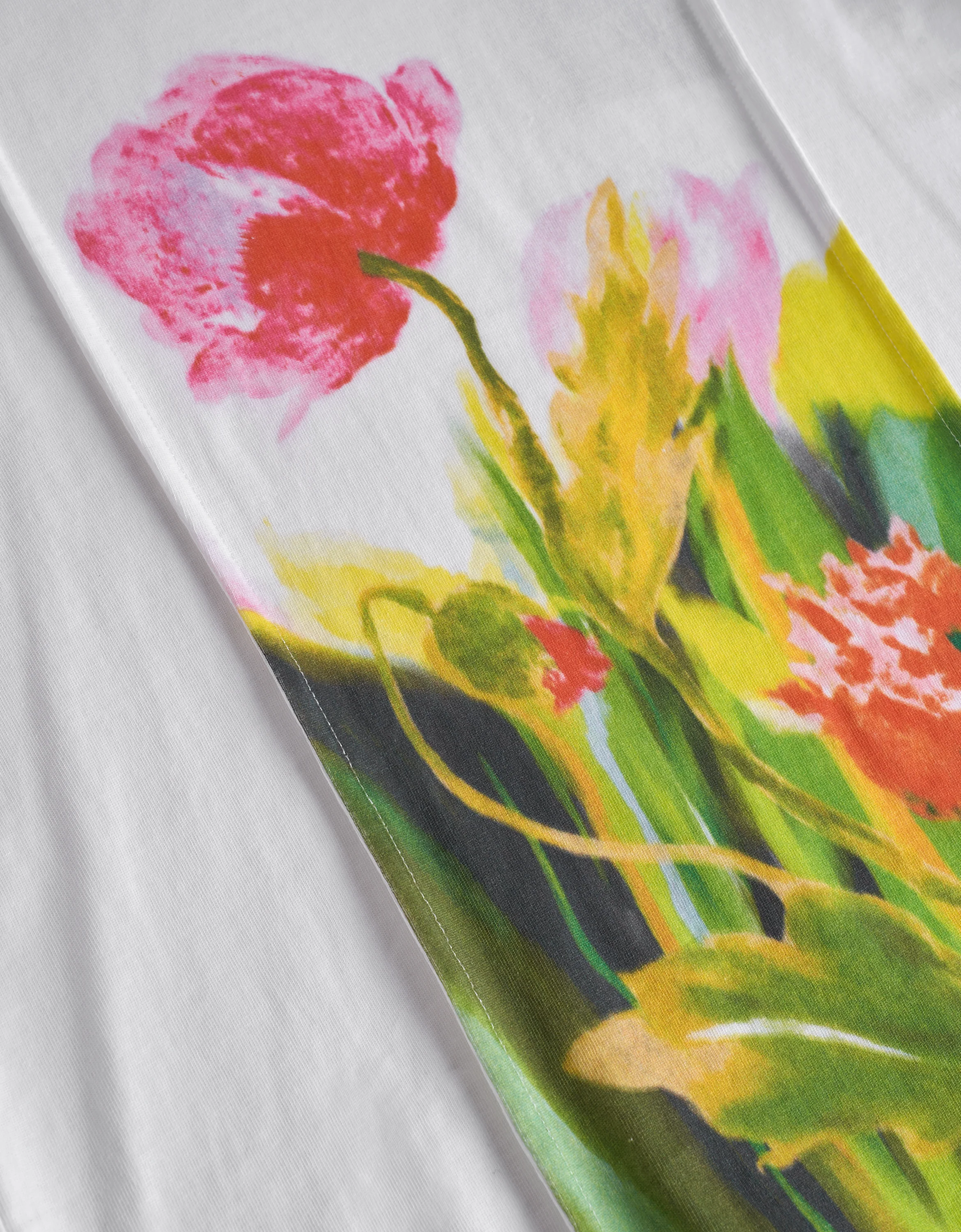 Floral Print Round Neck T-Shirt - Image 5