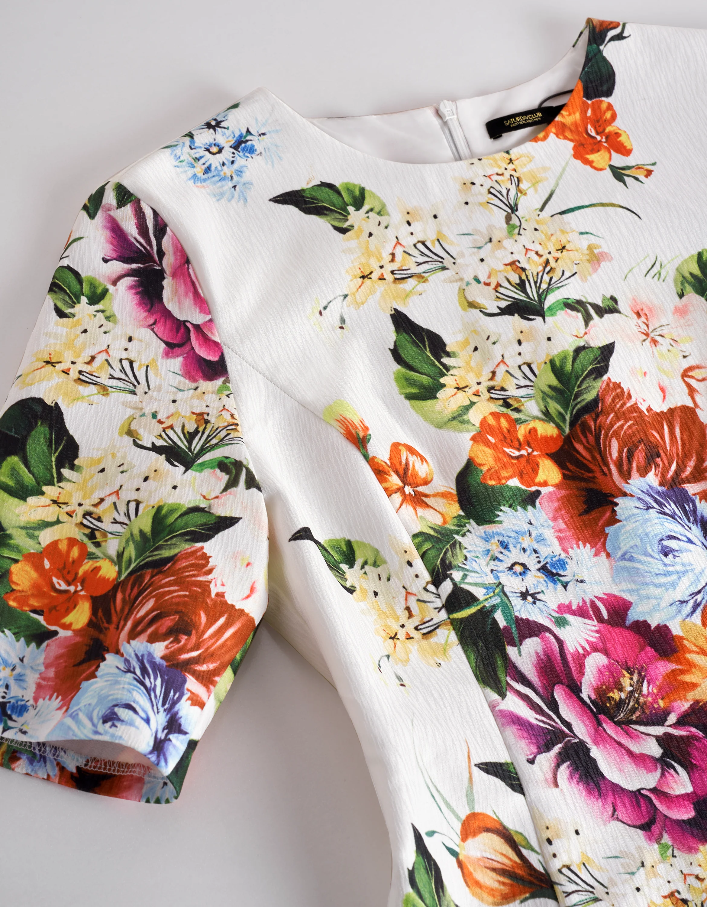 Floral Print Short Sleeve Dress - Image 8