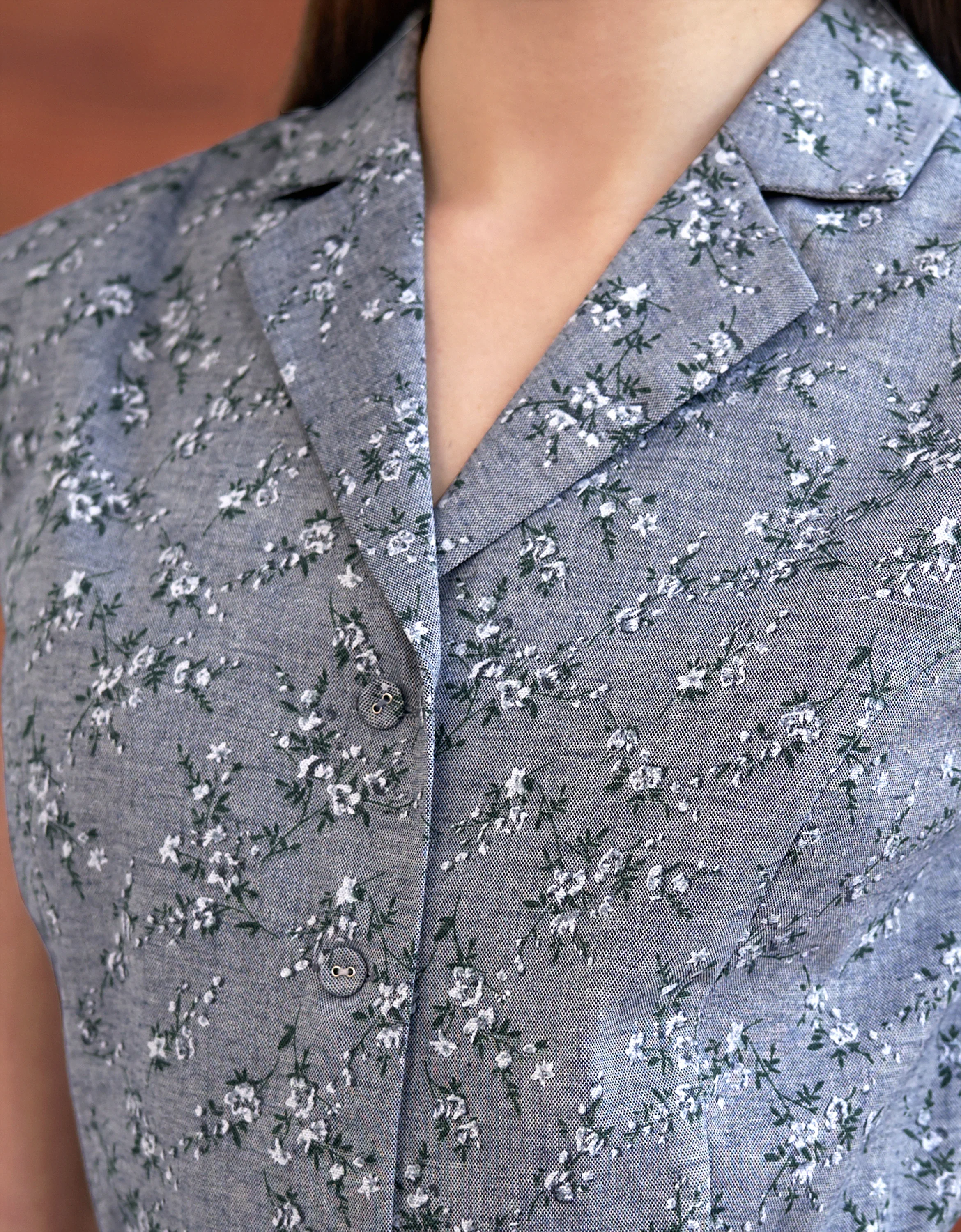Floral Print Sleeveless Romper - Image 10