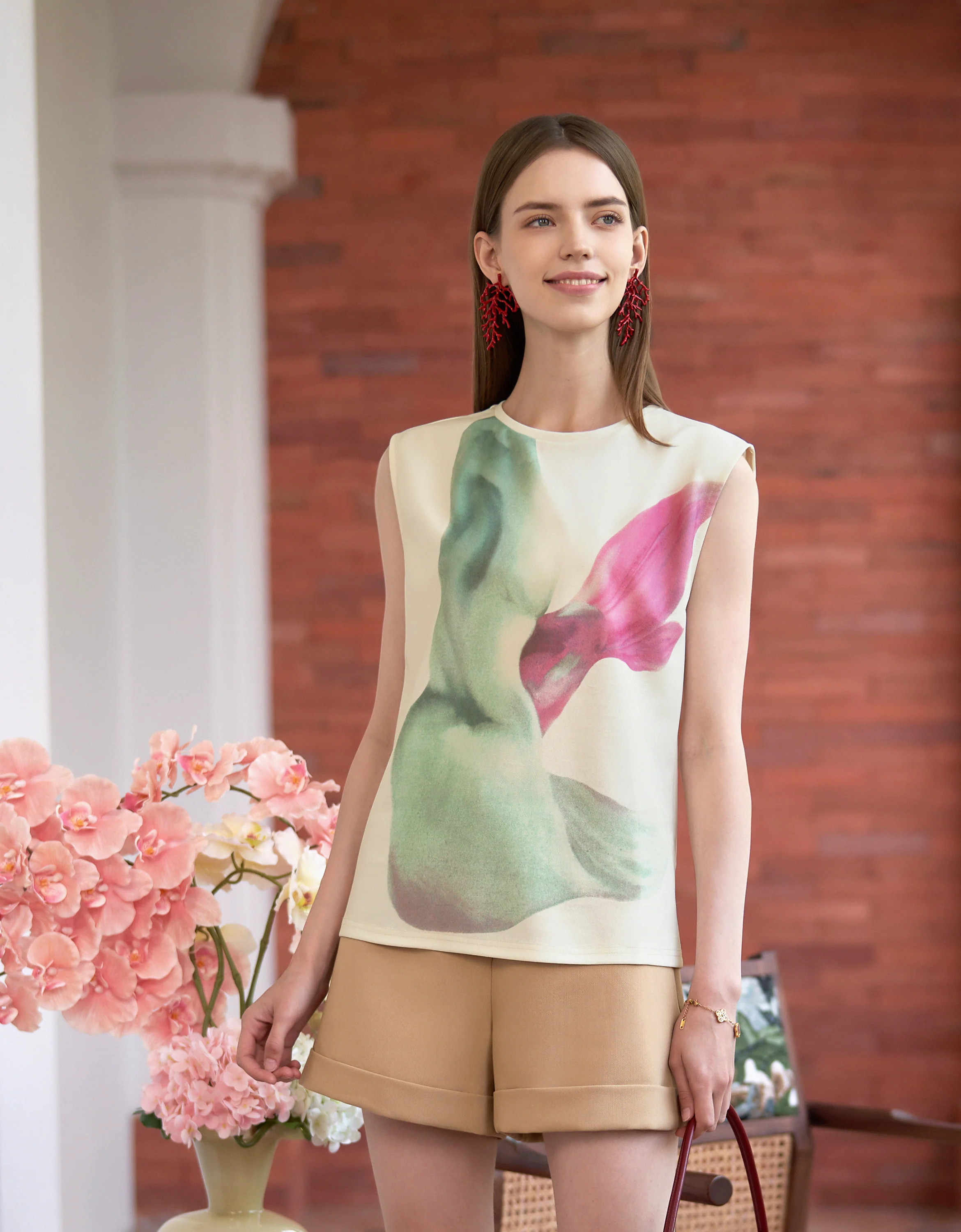 Floral Print Wide Shoulder Top