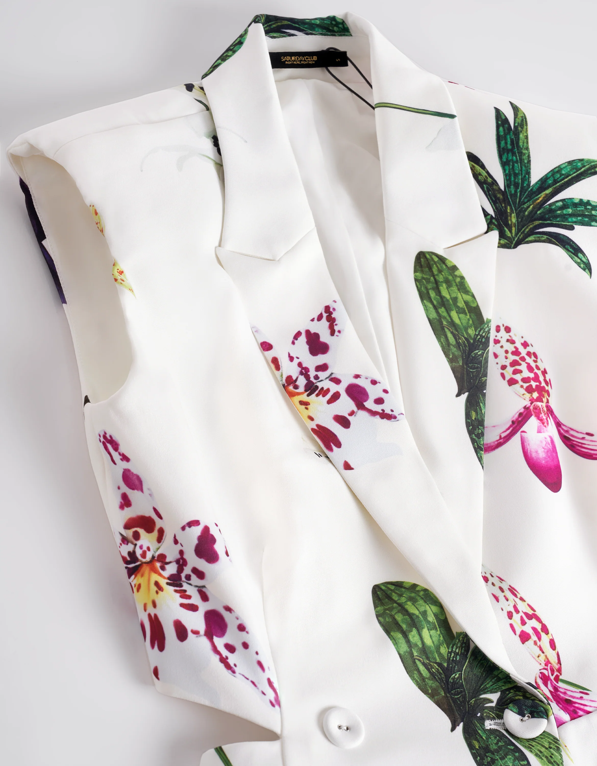 Floral Print Wide Shoulder Vest Romper - Image 6