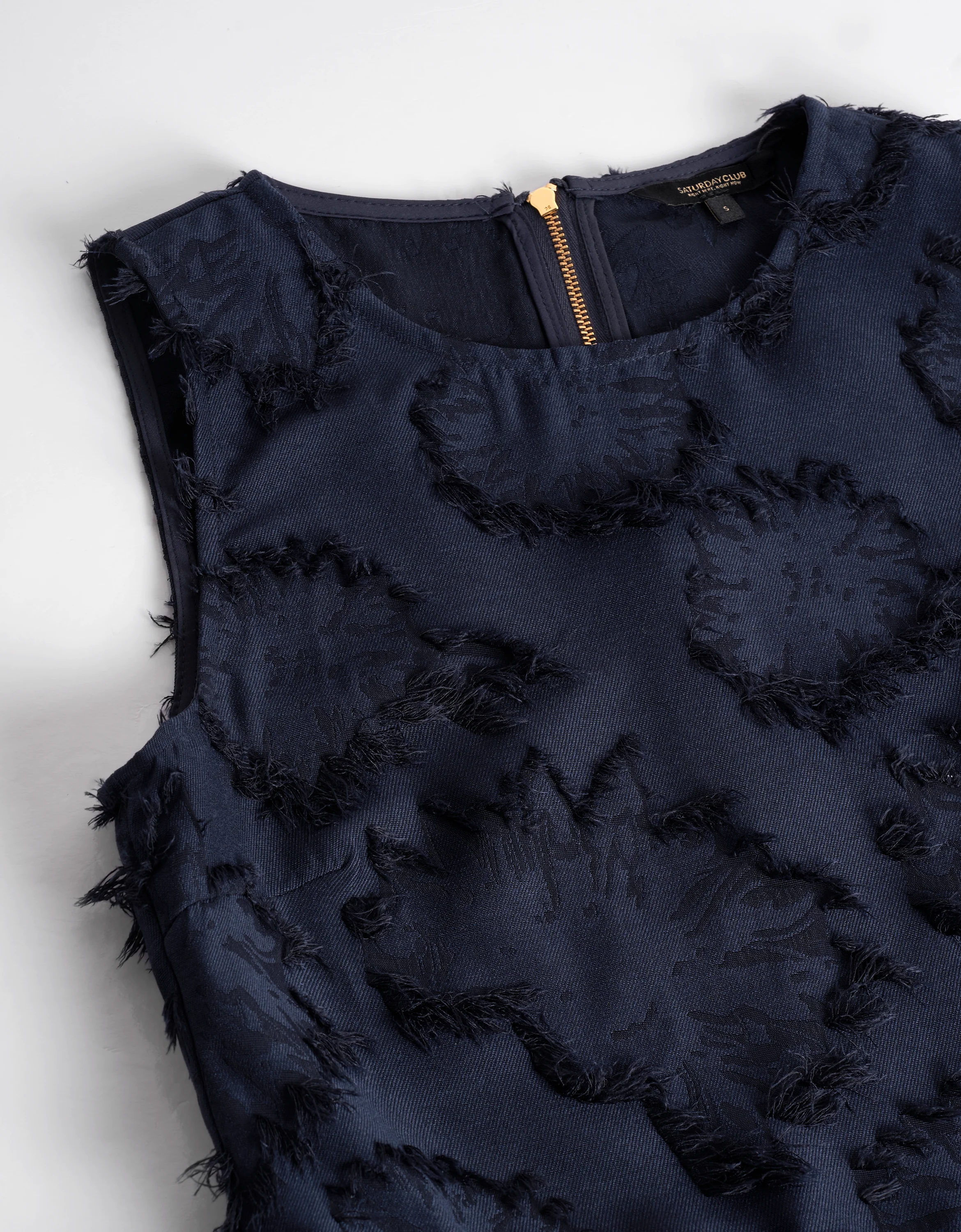 Fringed Jacquard Sleeveless Top - Image 13