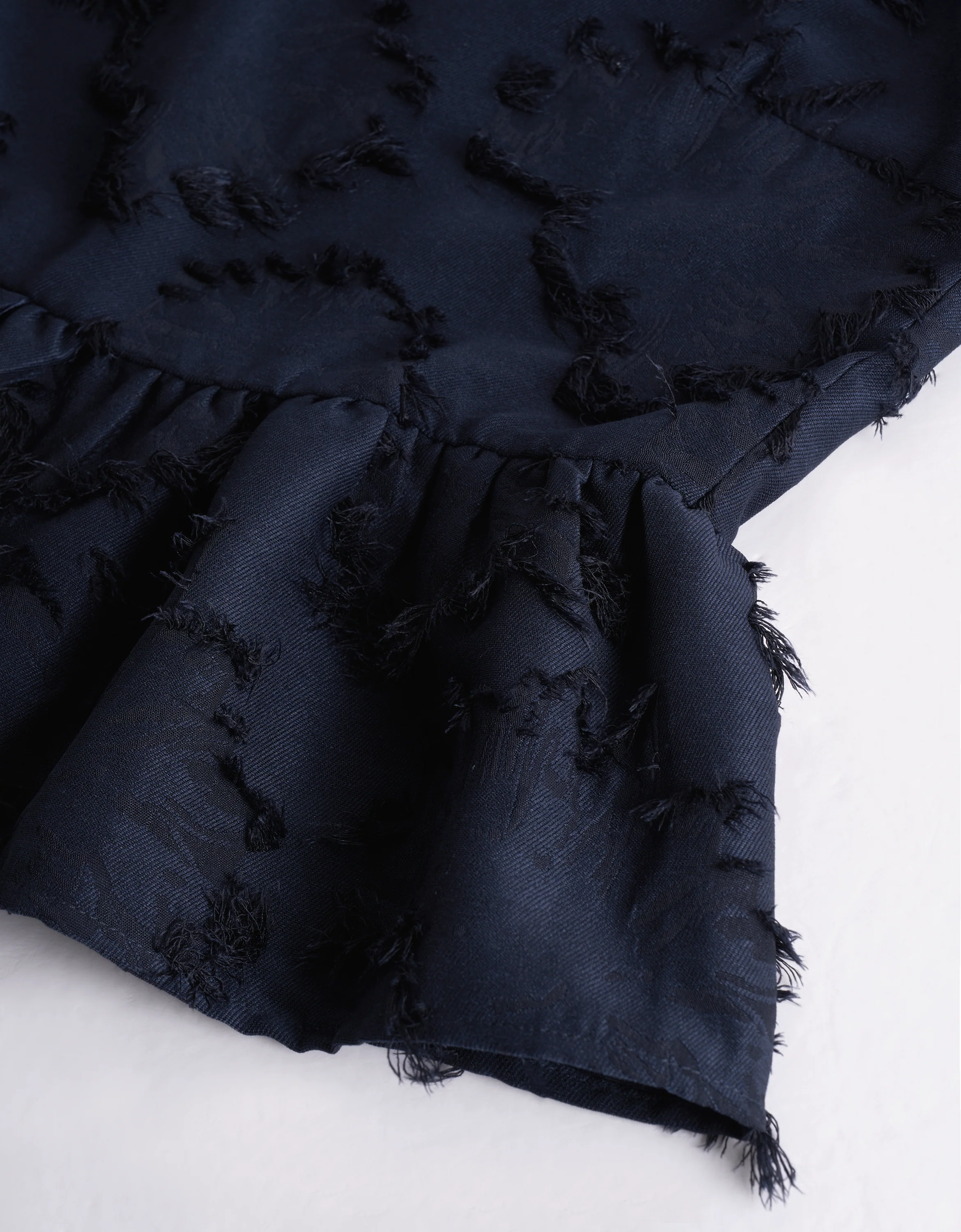 Fringed Jacquard Sleeveless Top - Image 14