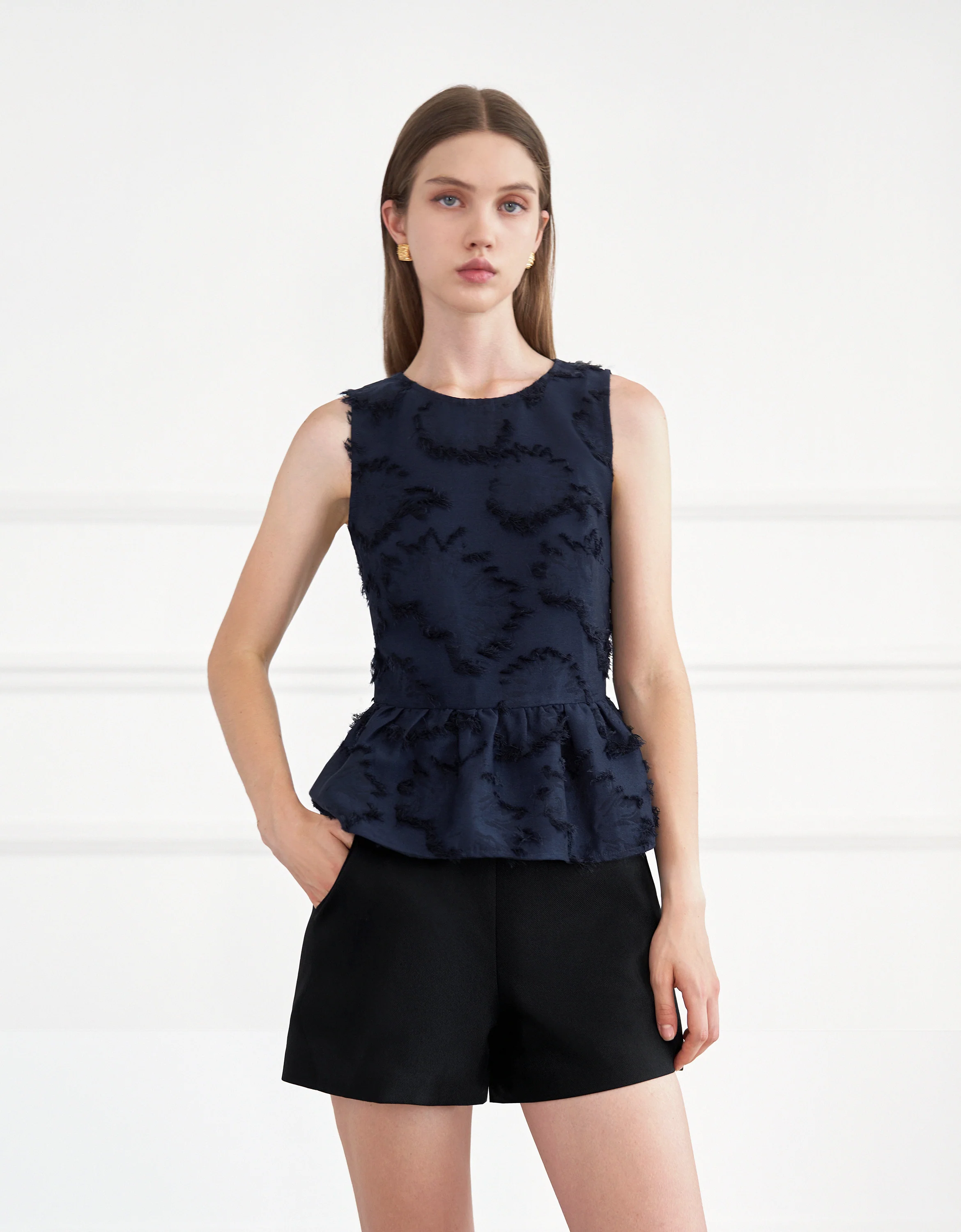 Fringed Jacquard Sleeveless Top - Image 9