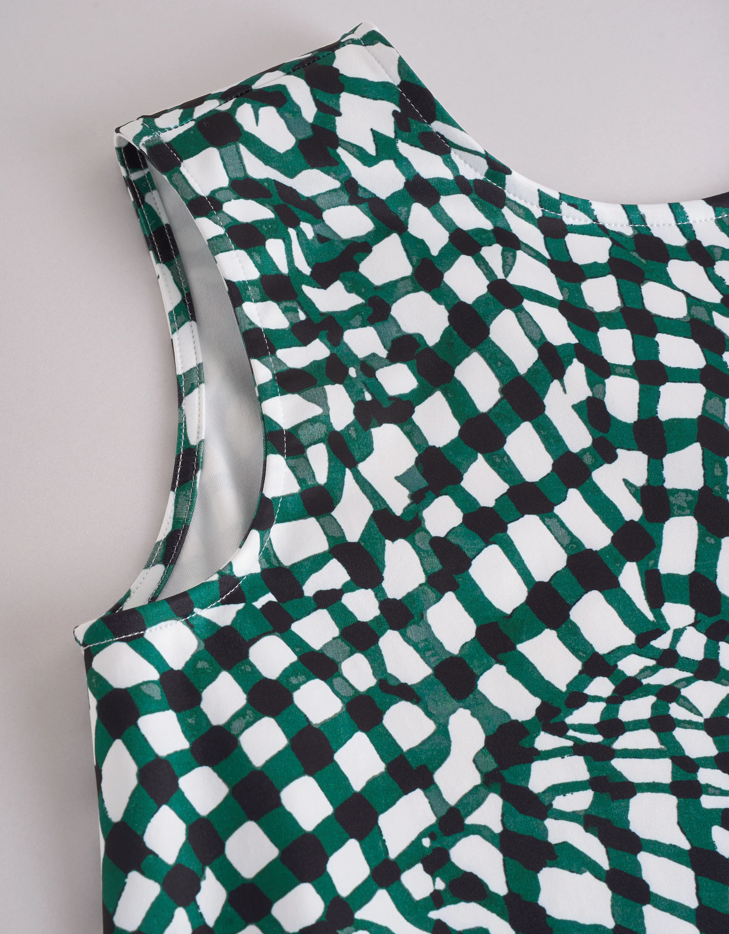 Geometric Print Sleeveless Knit Top - Image 6