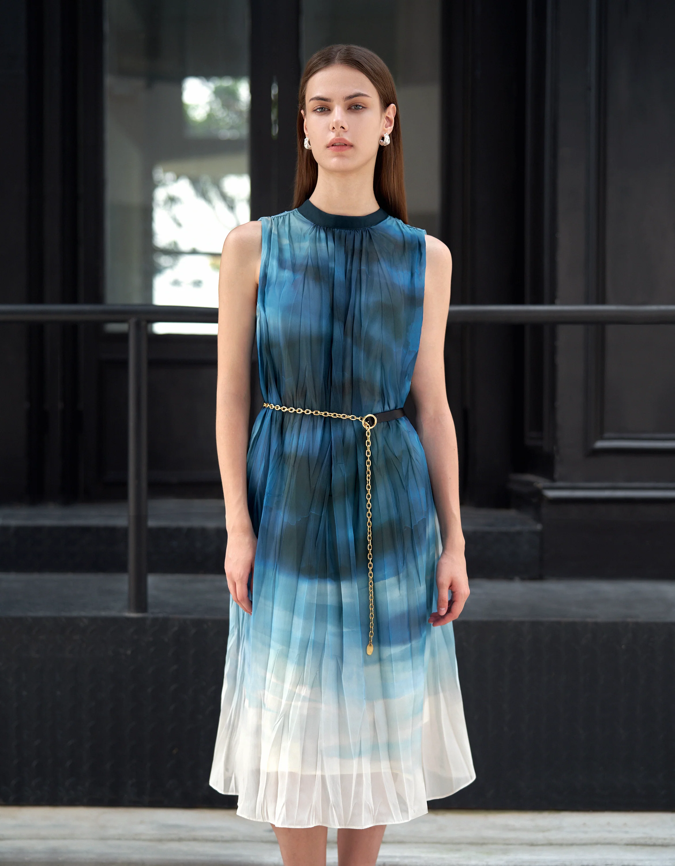 Gradient Art Print Pleated Midi Dress - Image 8