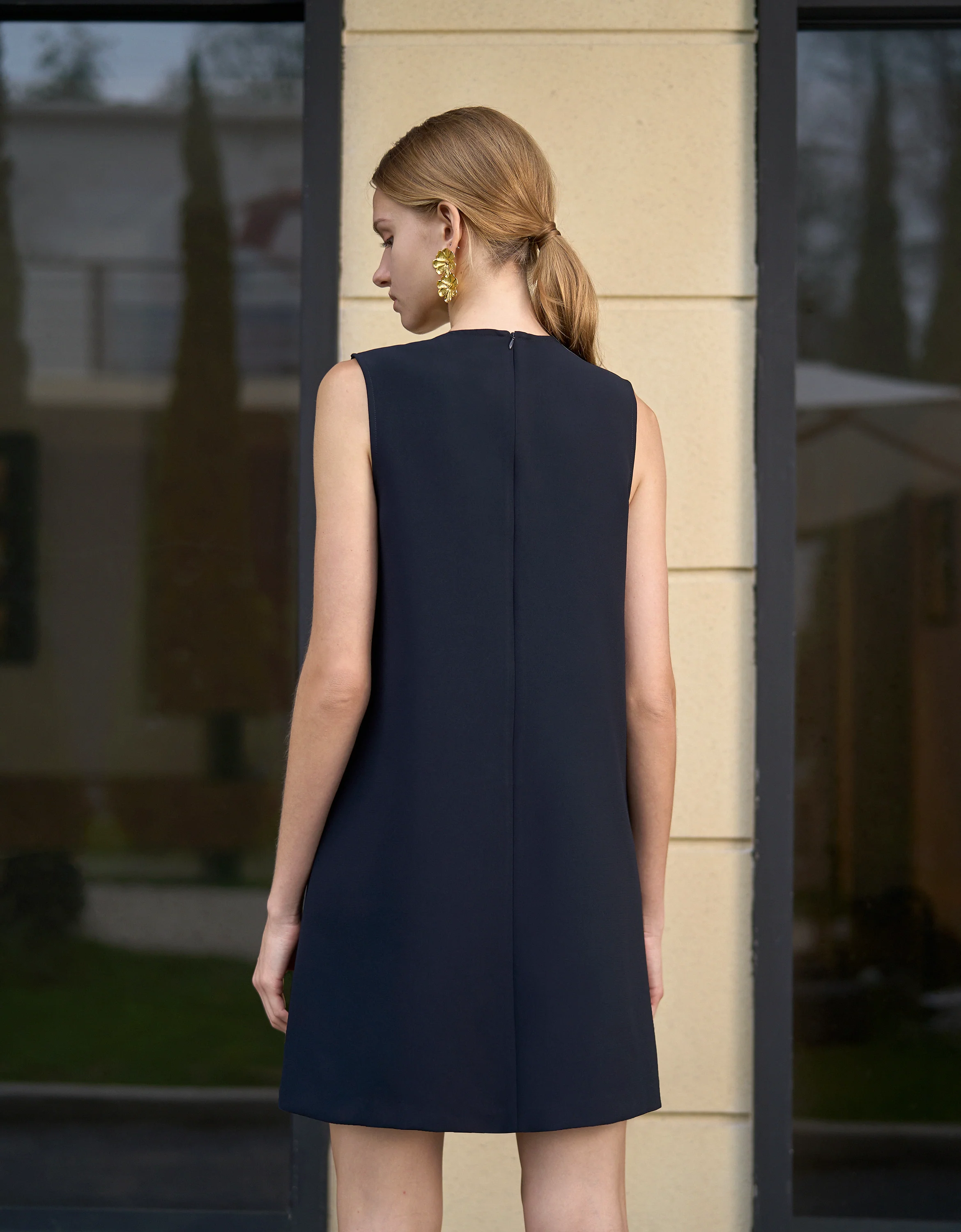 Gradient Pleated Panel Sleeveless Dress - Image 3