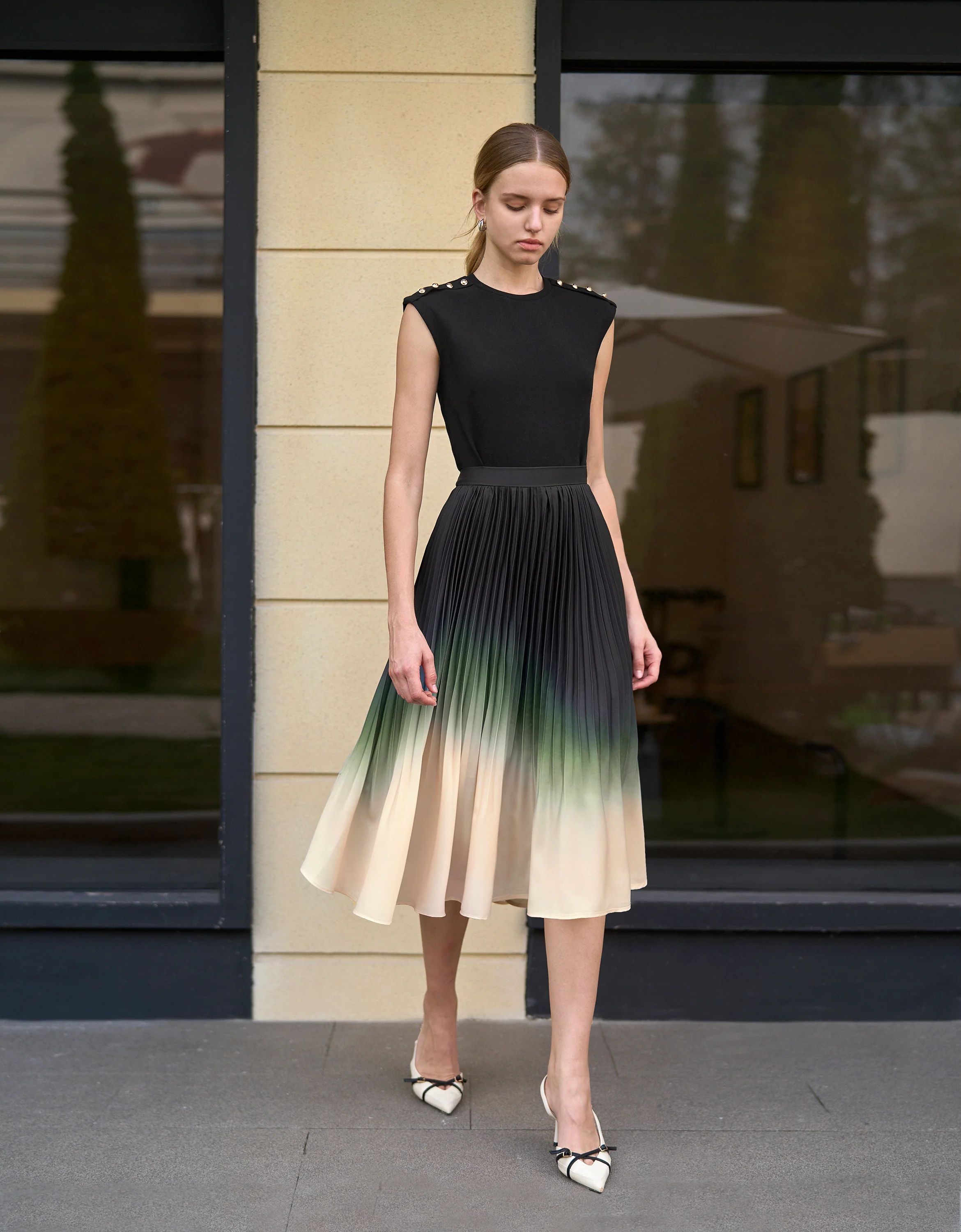 Gradient Print Pleated A-line Skirt - Image 2