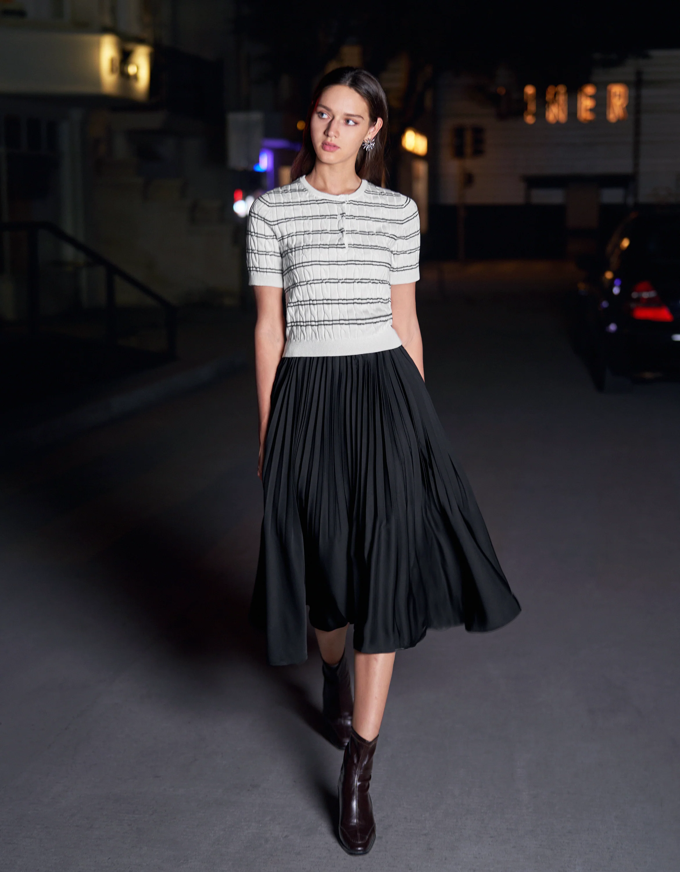Half Placket Short Sleeve Striped Top - Image 5