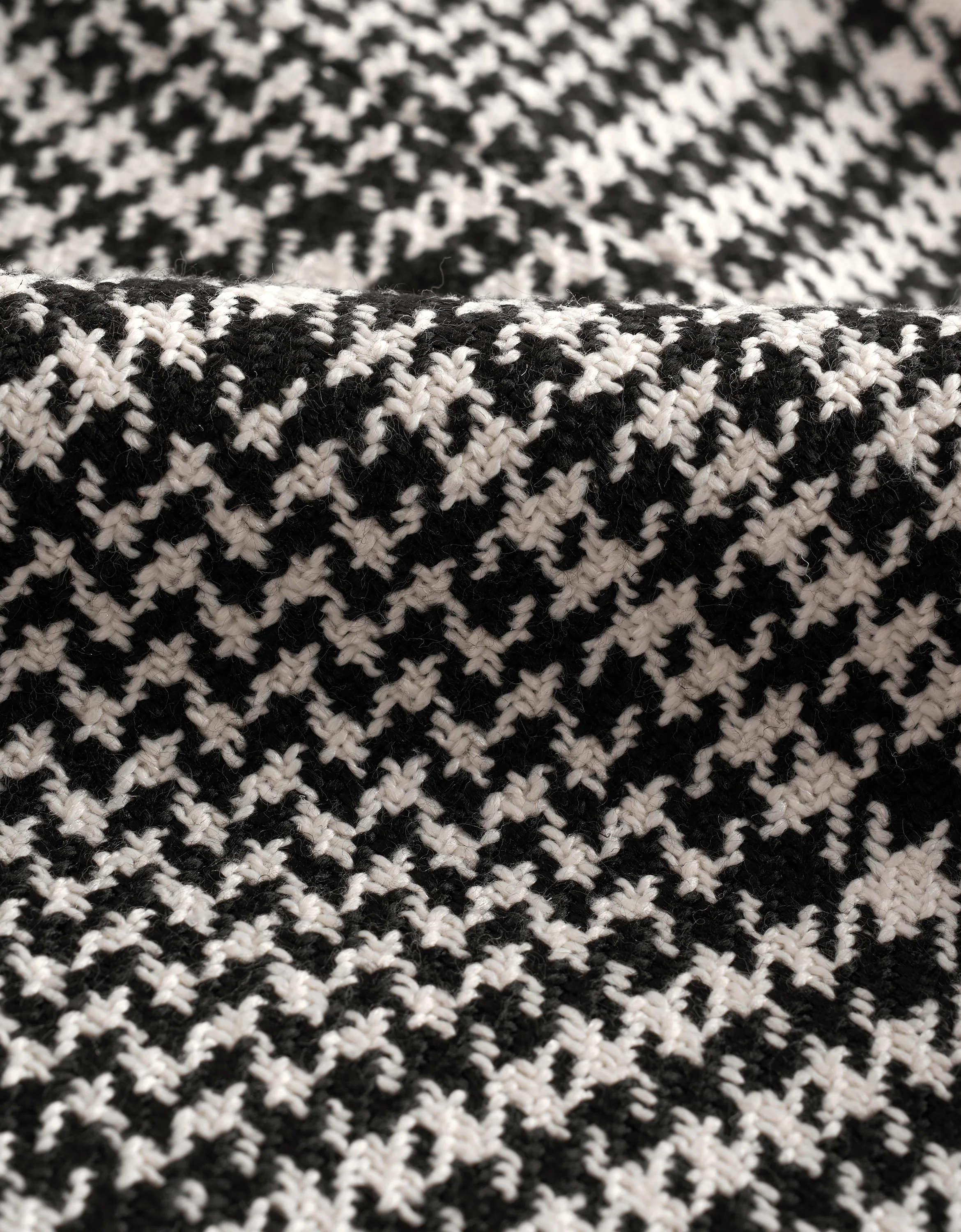 Houndstooth A-line Shorts - Image 9