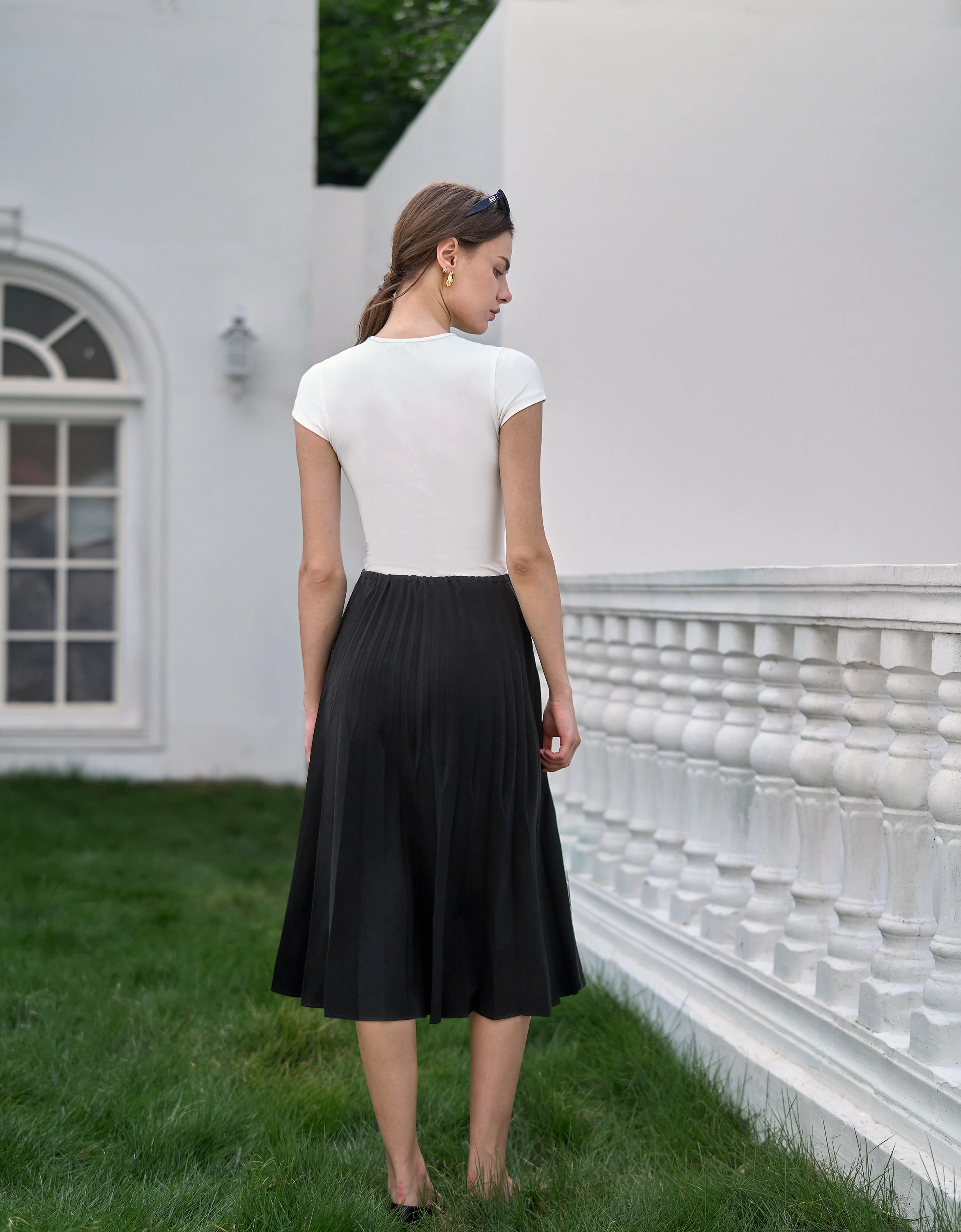 Irregular Pleats A-line Skirt - Image 4