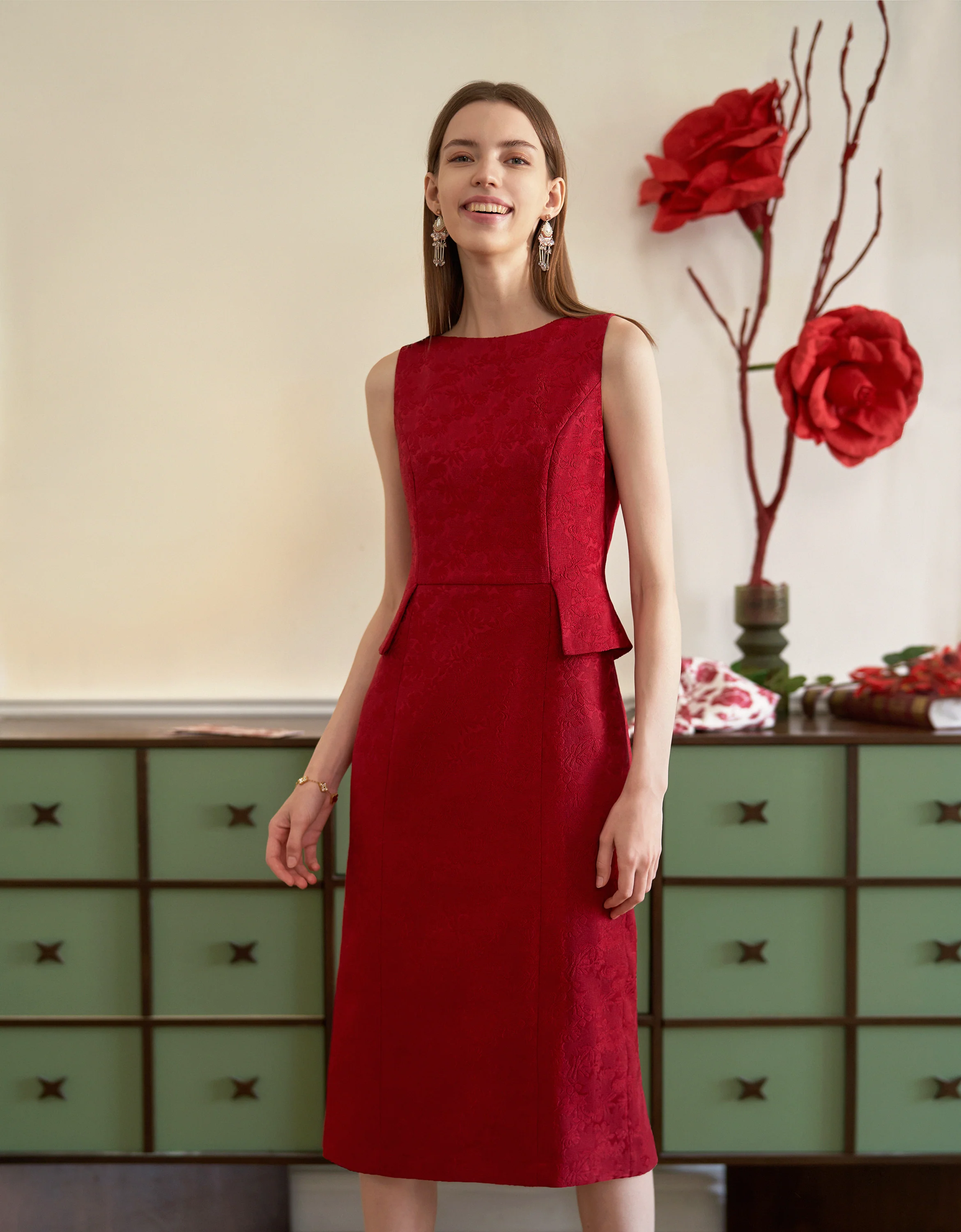 Jacquard Boat Neck Sleeveless Midi Dress - Image 3