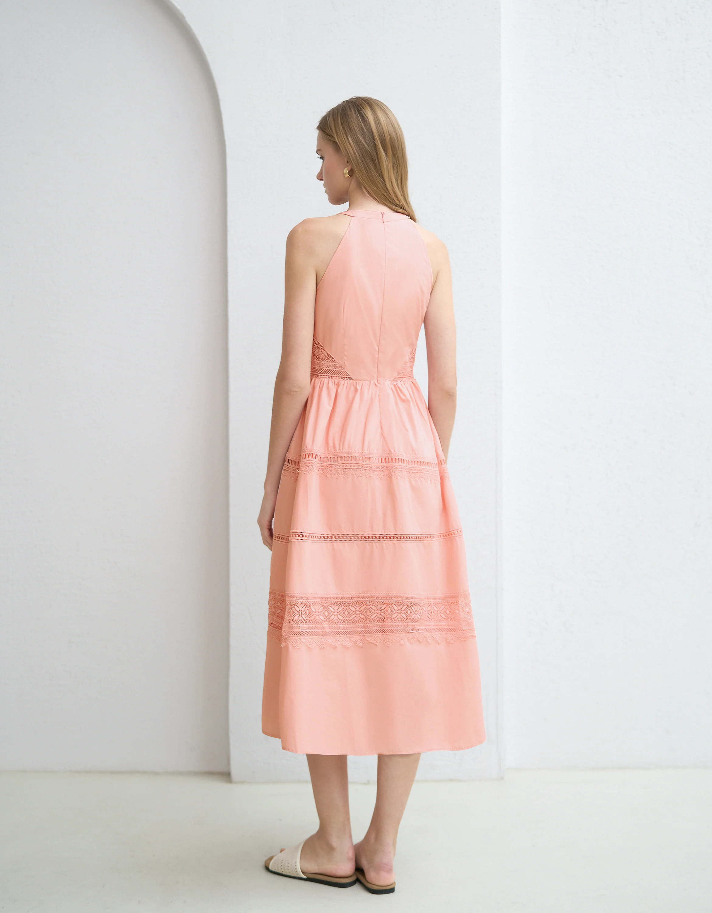 Lace Insert Halterneck Midi Dress - Image 4