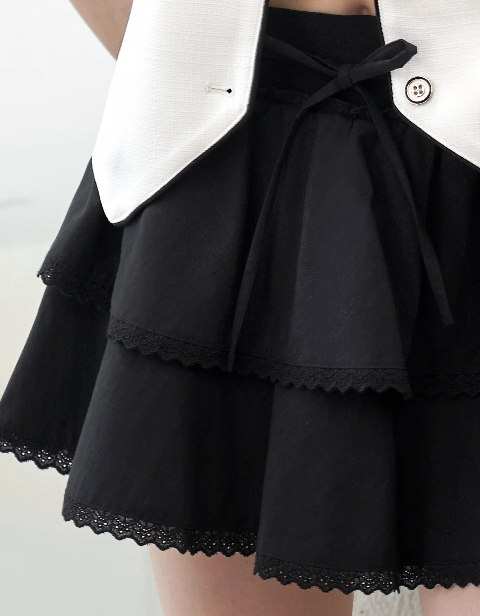 Lace Trim Layered Mini Skirt - Image 4