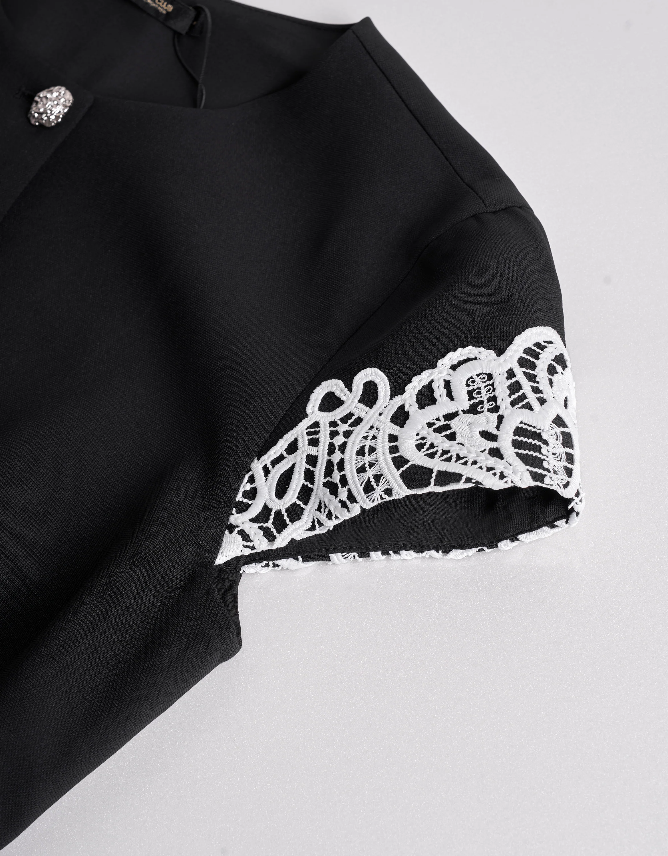 Lace Trims Button Front Midi Dress - Image 6