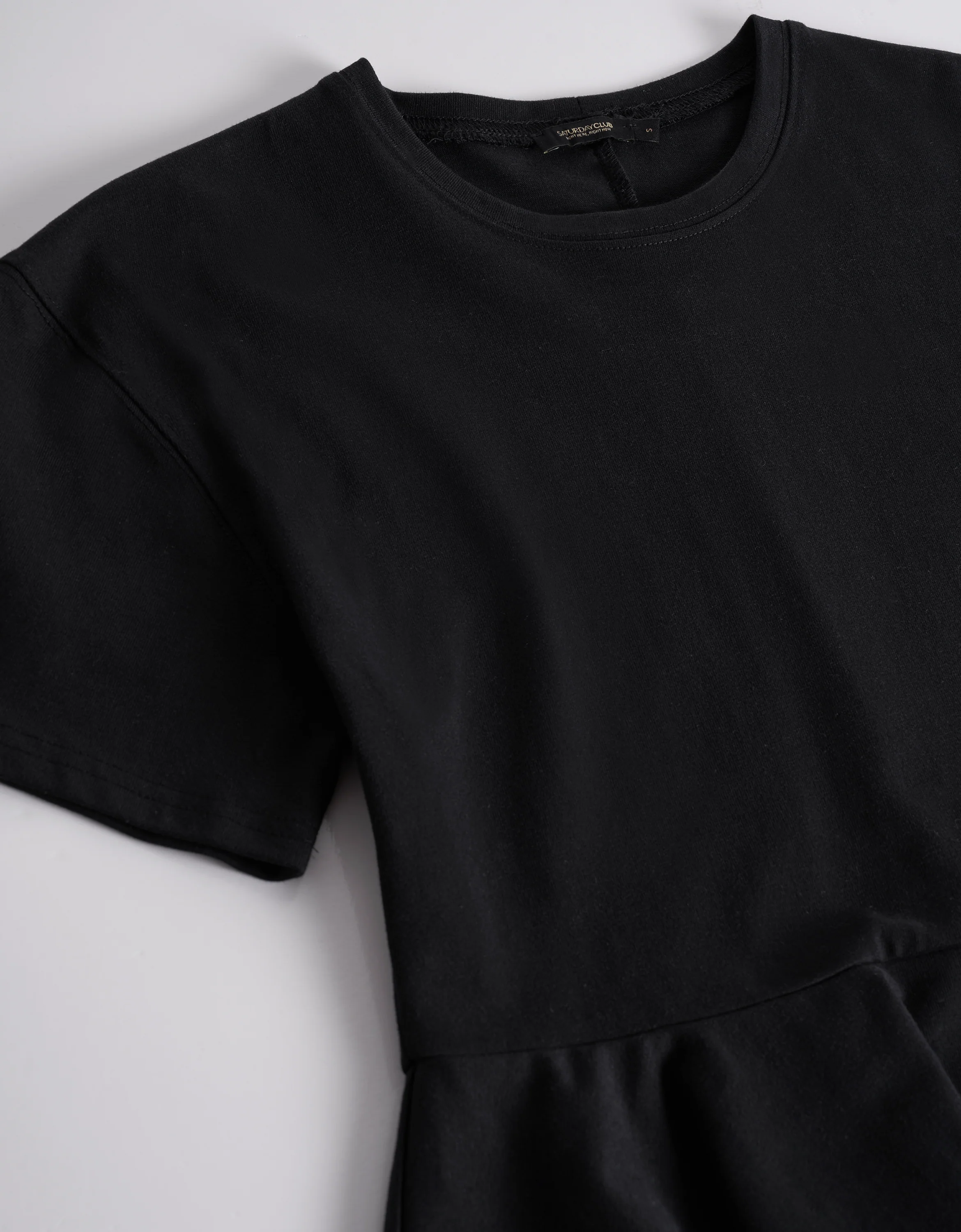 Layered Ruffle Hem T-Shirt - Image 11