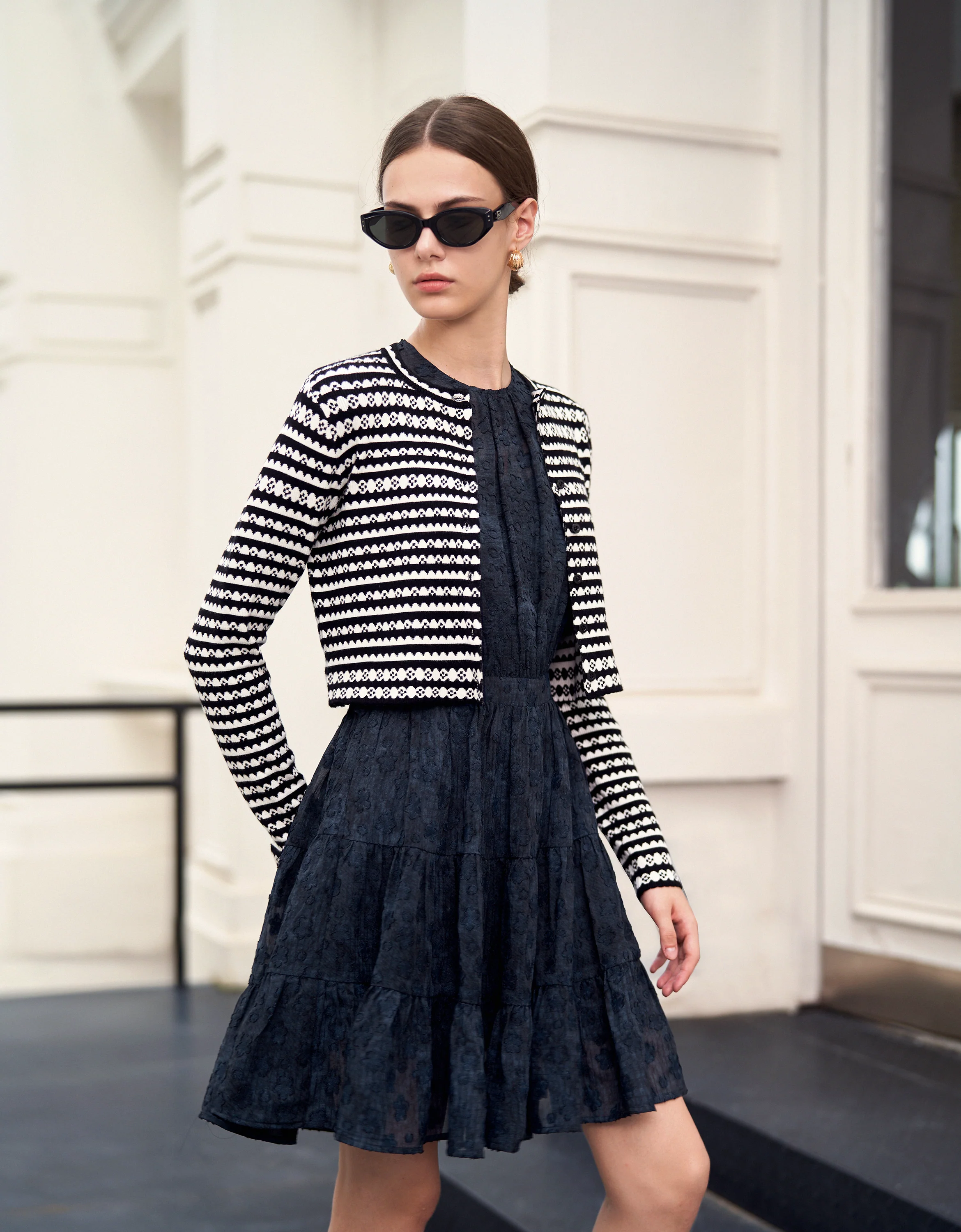 Long Sleeve Wavy Striped Cardigan - Image 5