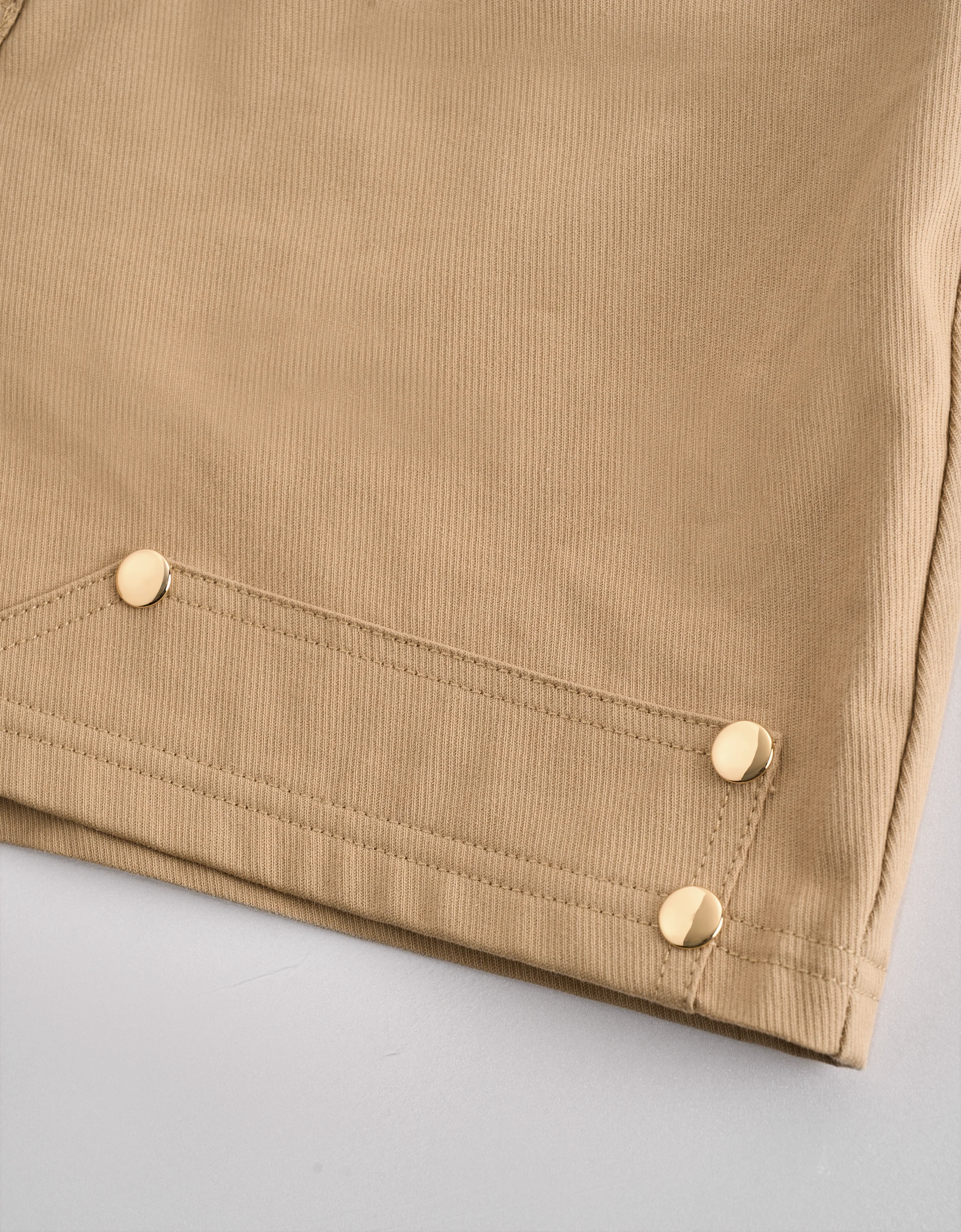 Loose-fit A-line Shorts - Image 8