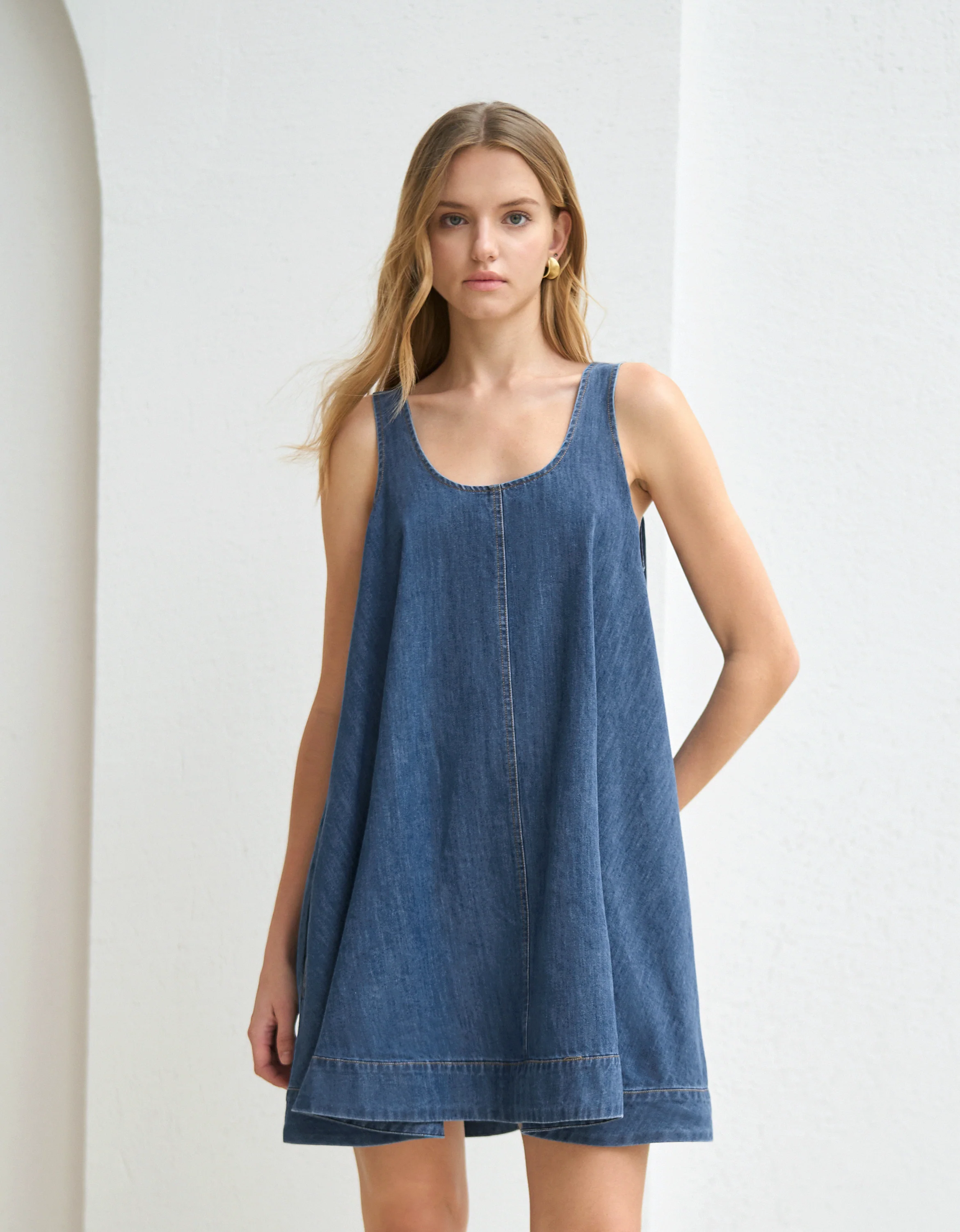 Loose Fit Sleeveless Denim Dress - Image 2