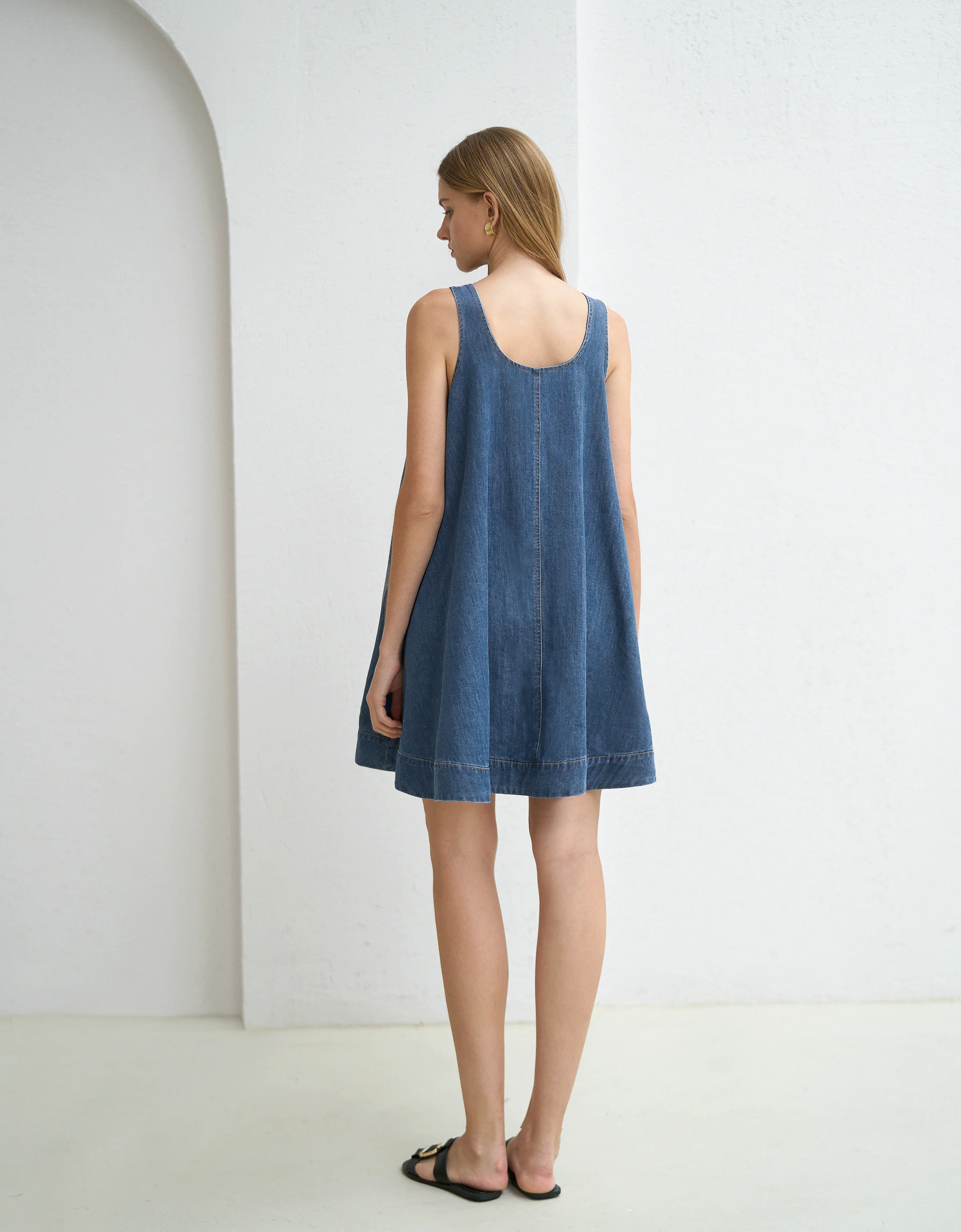 Loose Fit Sleeveless Denim Dress - Image 5