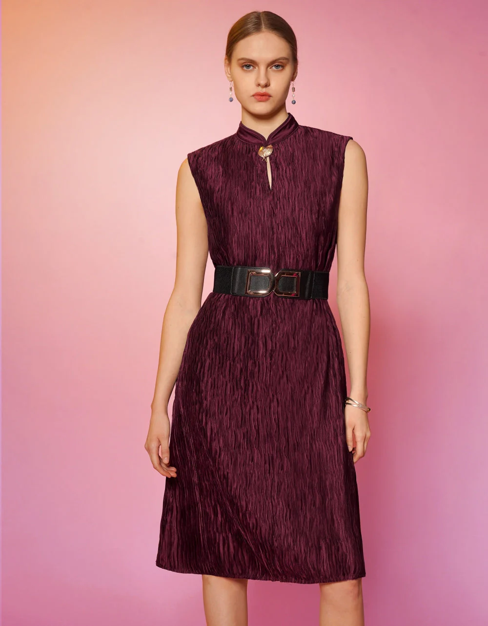 Mandarin Collar Creased Belted Dress - Image 7