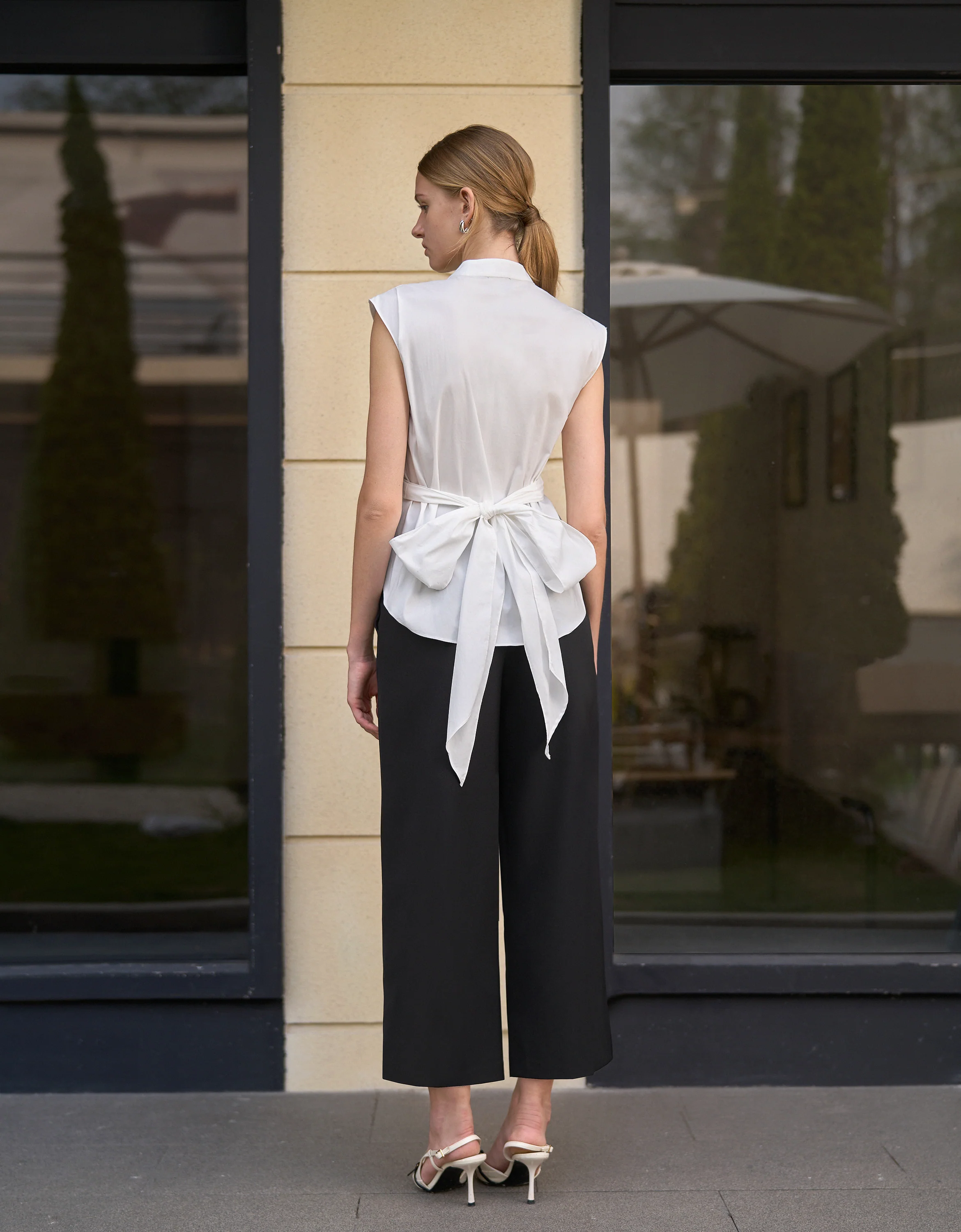 Mandarin Collar Waist Tie Sleeveless Top - Image 5