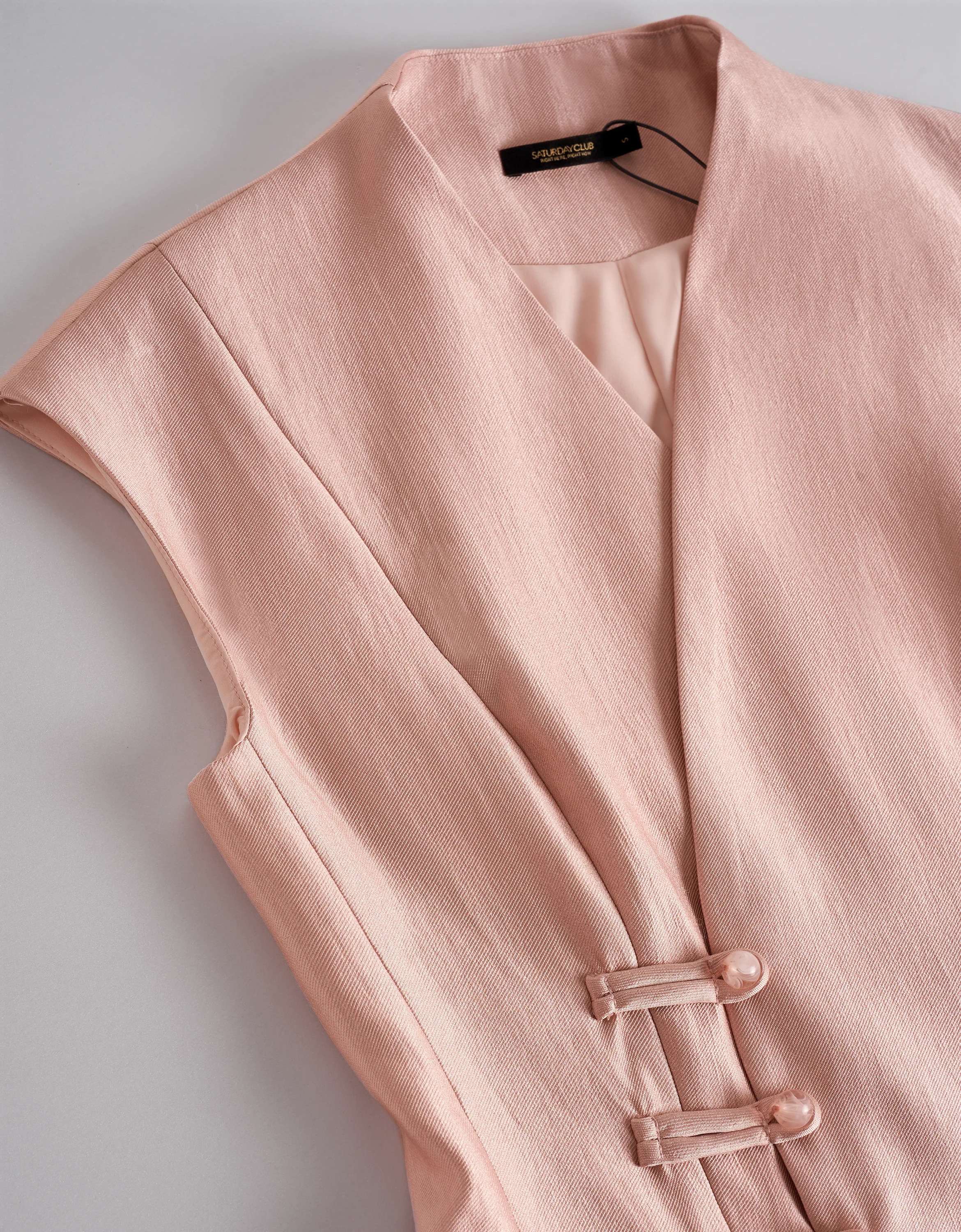 Mandarin Knot Button Overlap Front V-neck Top - Image 6