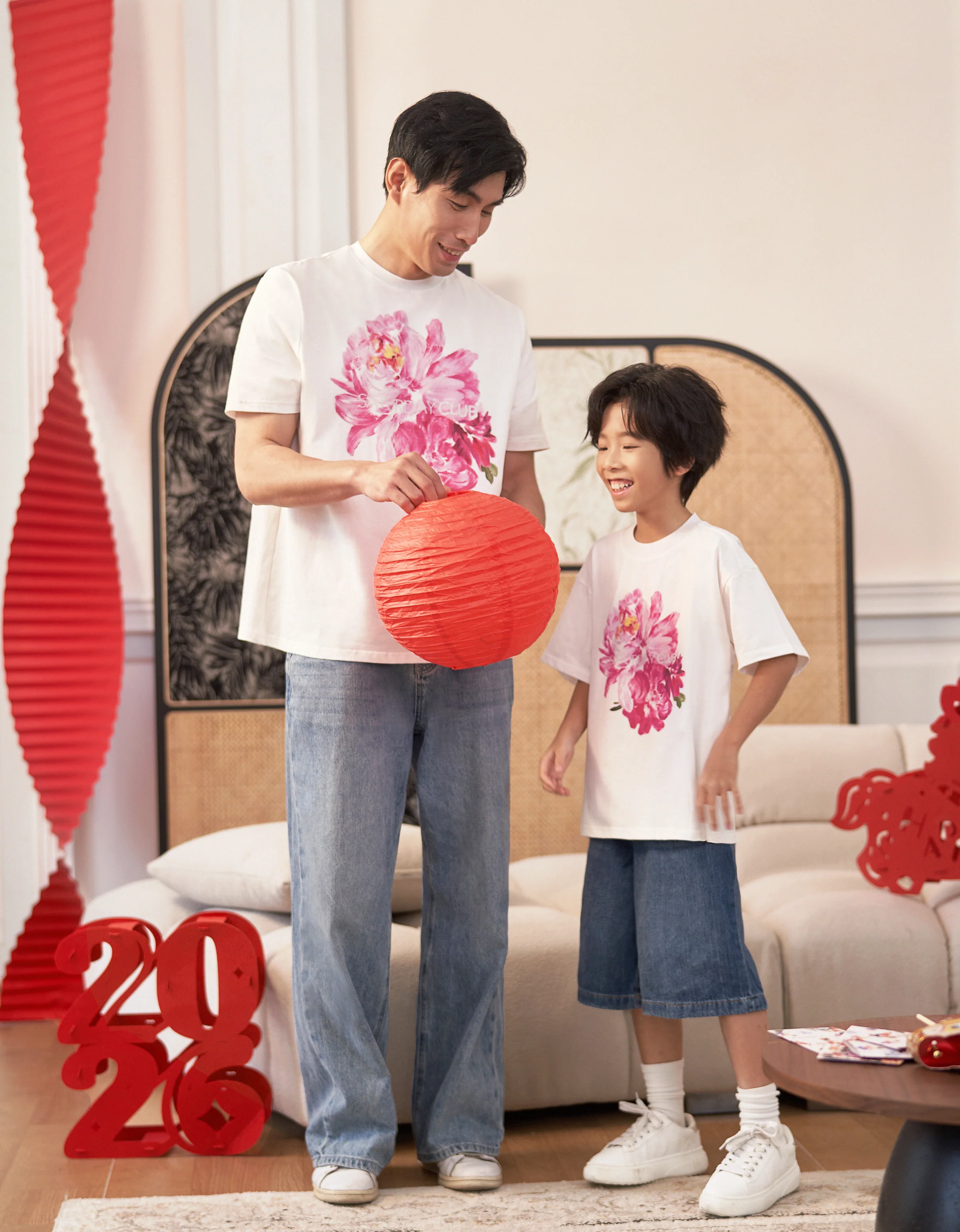 Men's Floral Print Logo T-Shirt - Image 4