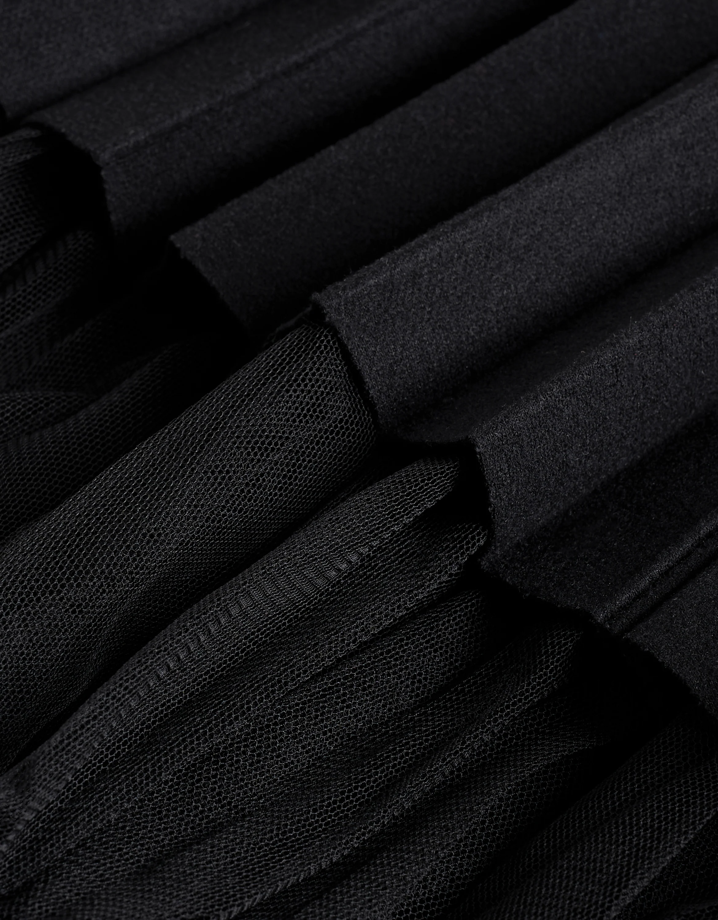 Mesh Layer Reversible Pleated A-line Skirt - Image 10