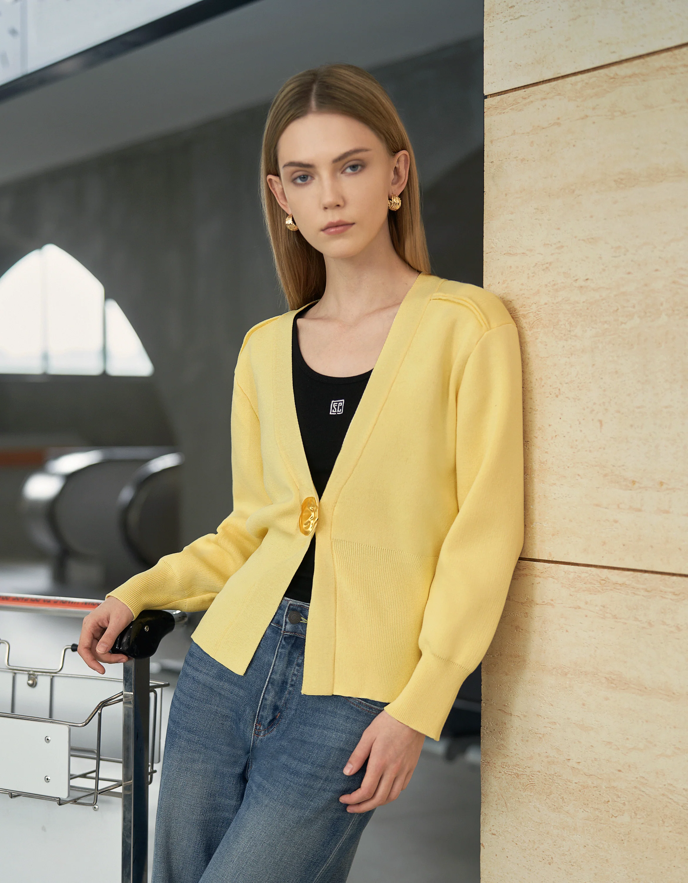 Metal Buckle Long Sleeve Knitted Cardigan - Image 3