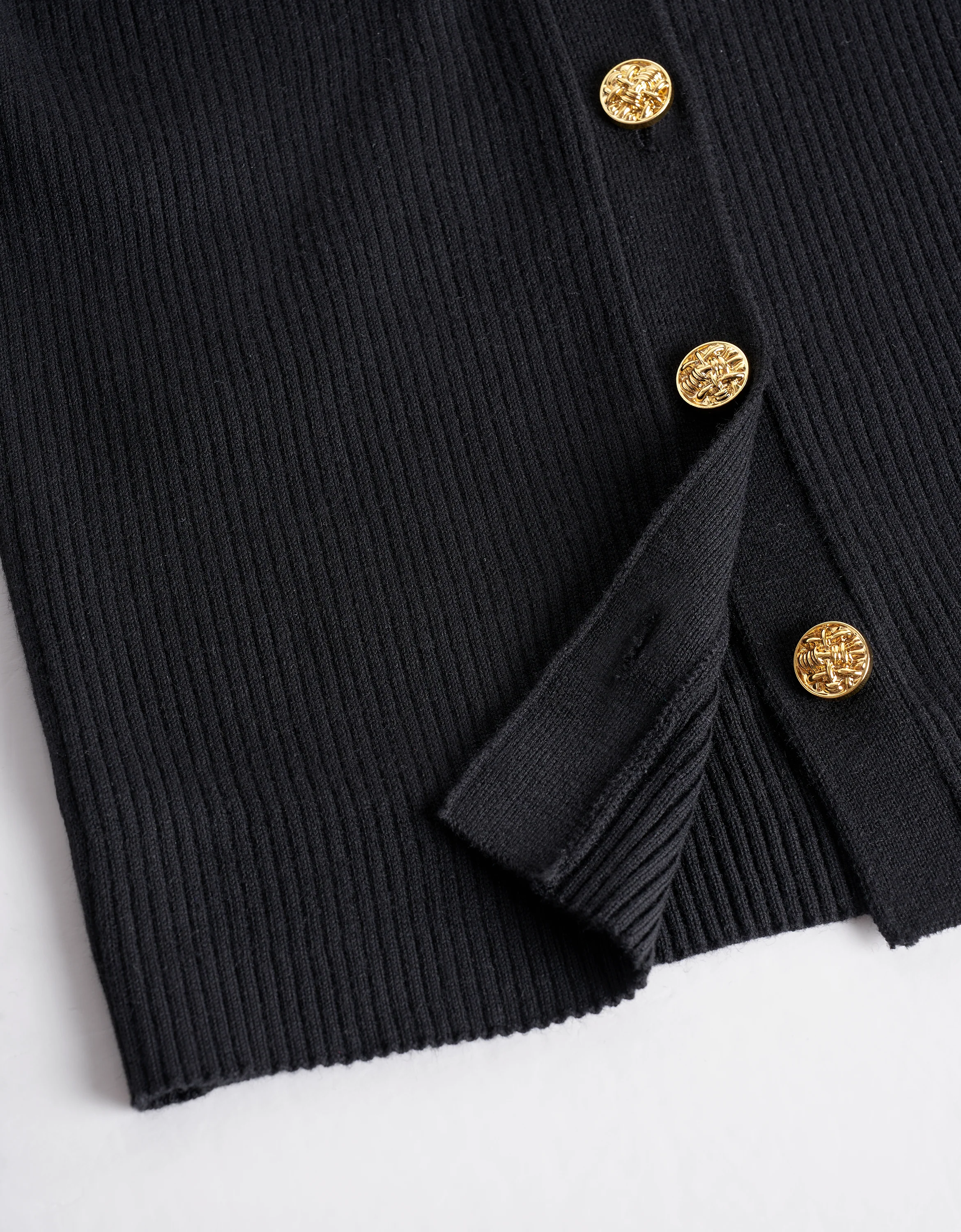 Metal Button Long Sleeve Knit Top - Image 6