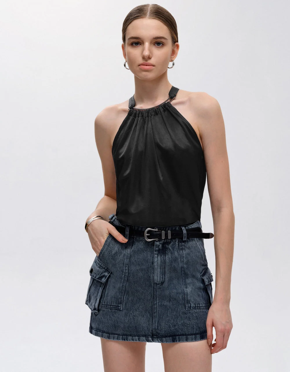 Metallic Detail Sleeveless Top - Image 8