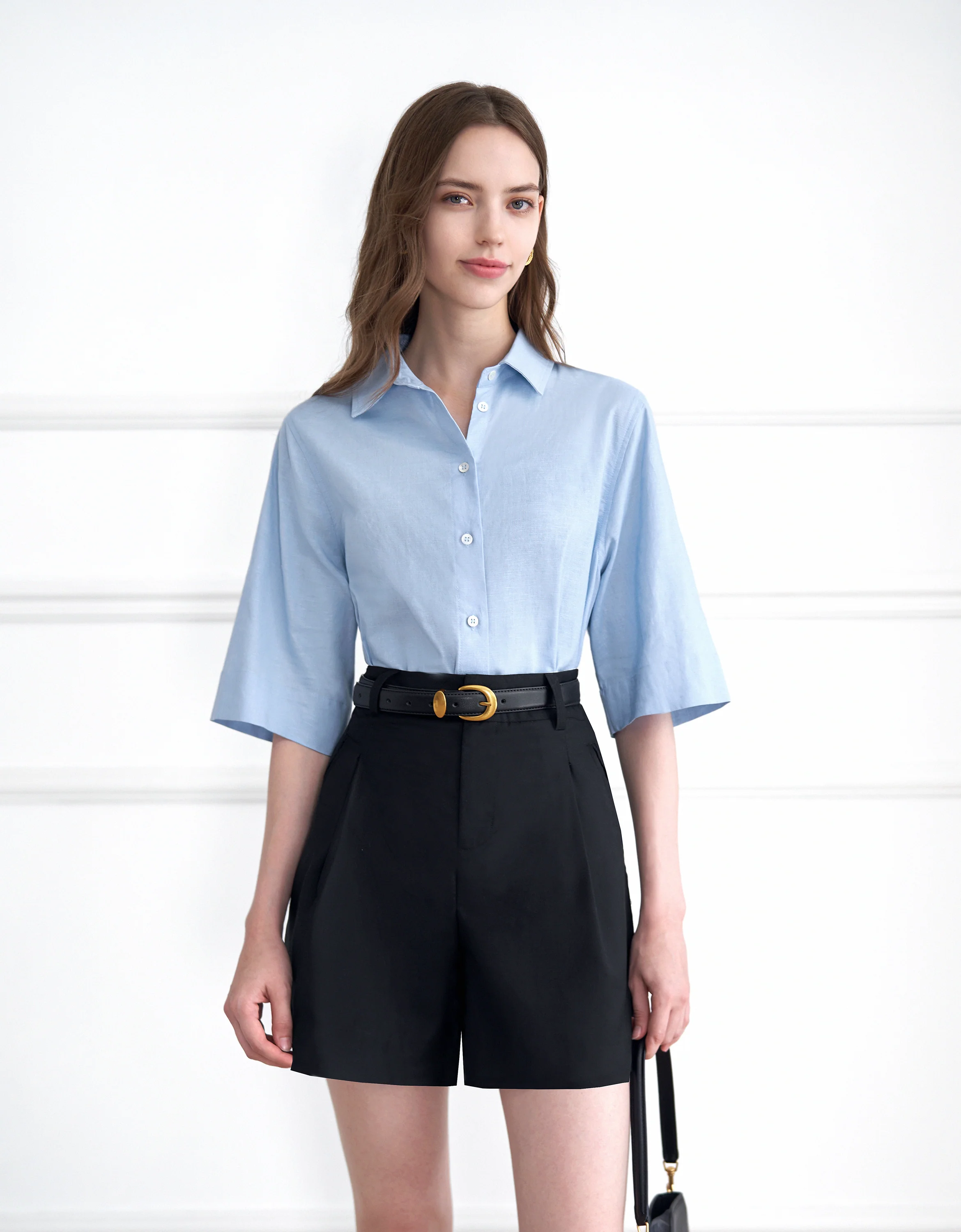 Mid-rise Shorts - Image 3