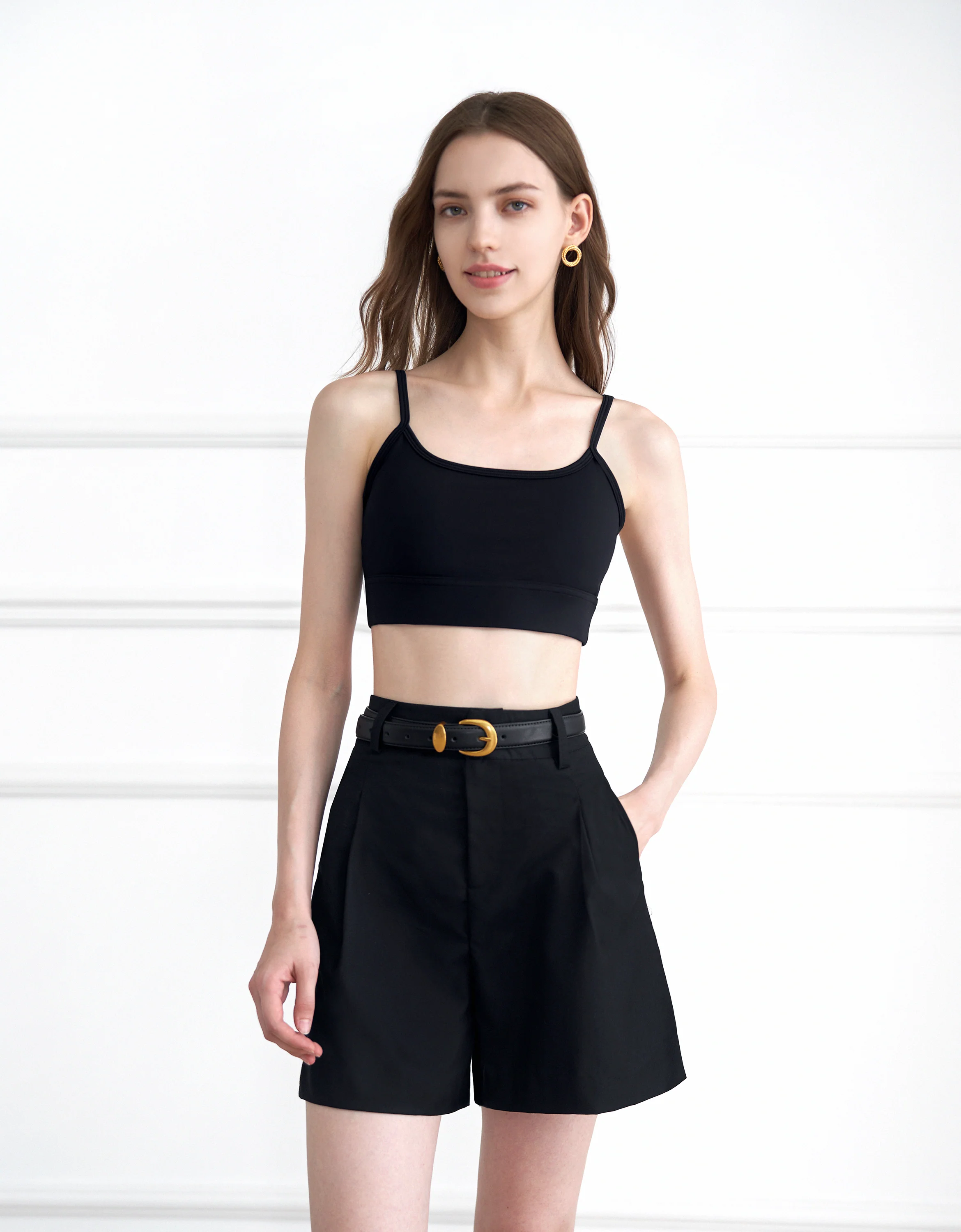 Mid-rise Shorts - Image 4