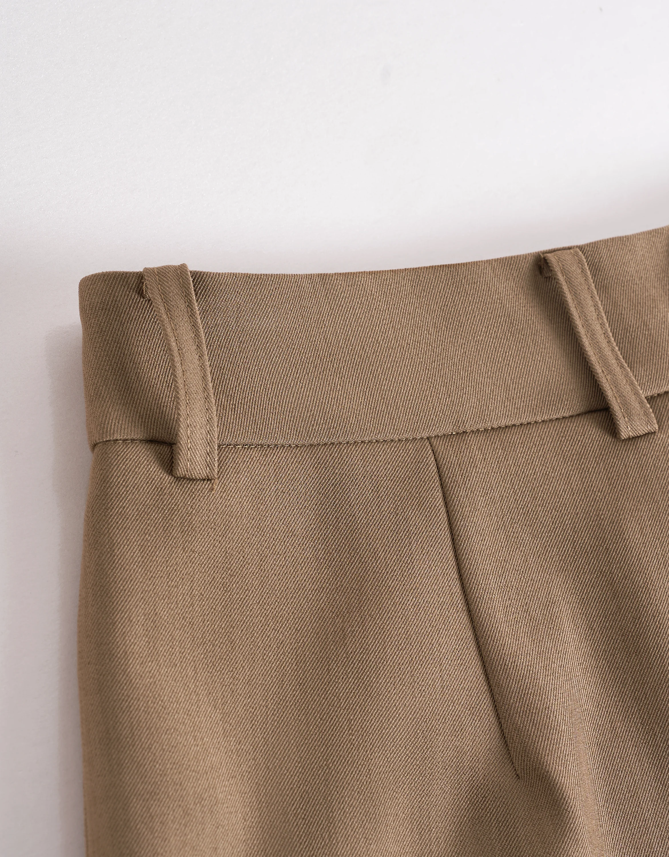 Mid-waist Pleated Wide-leg Pants - Image 6