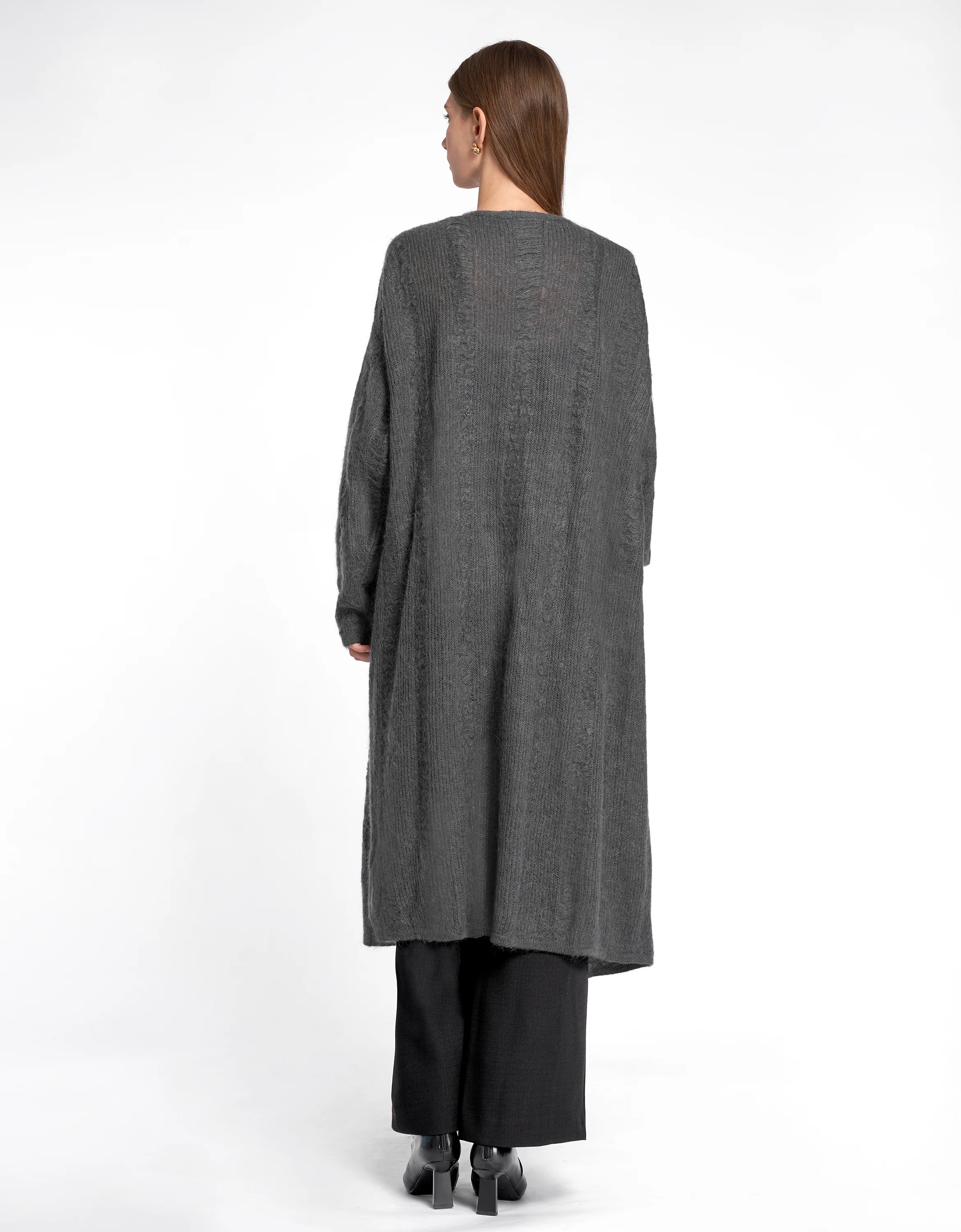 Minimalist Knit Cardigan - Image 5