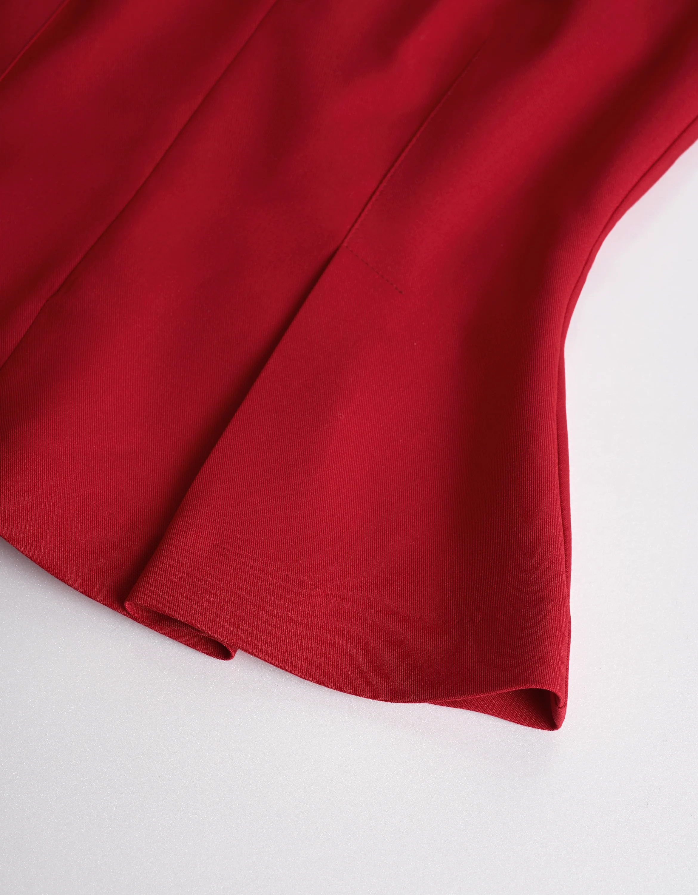 Notched Neckline Pleated Hem Sleeveless Top - Image 6