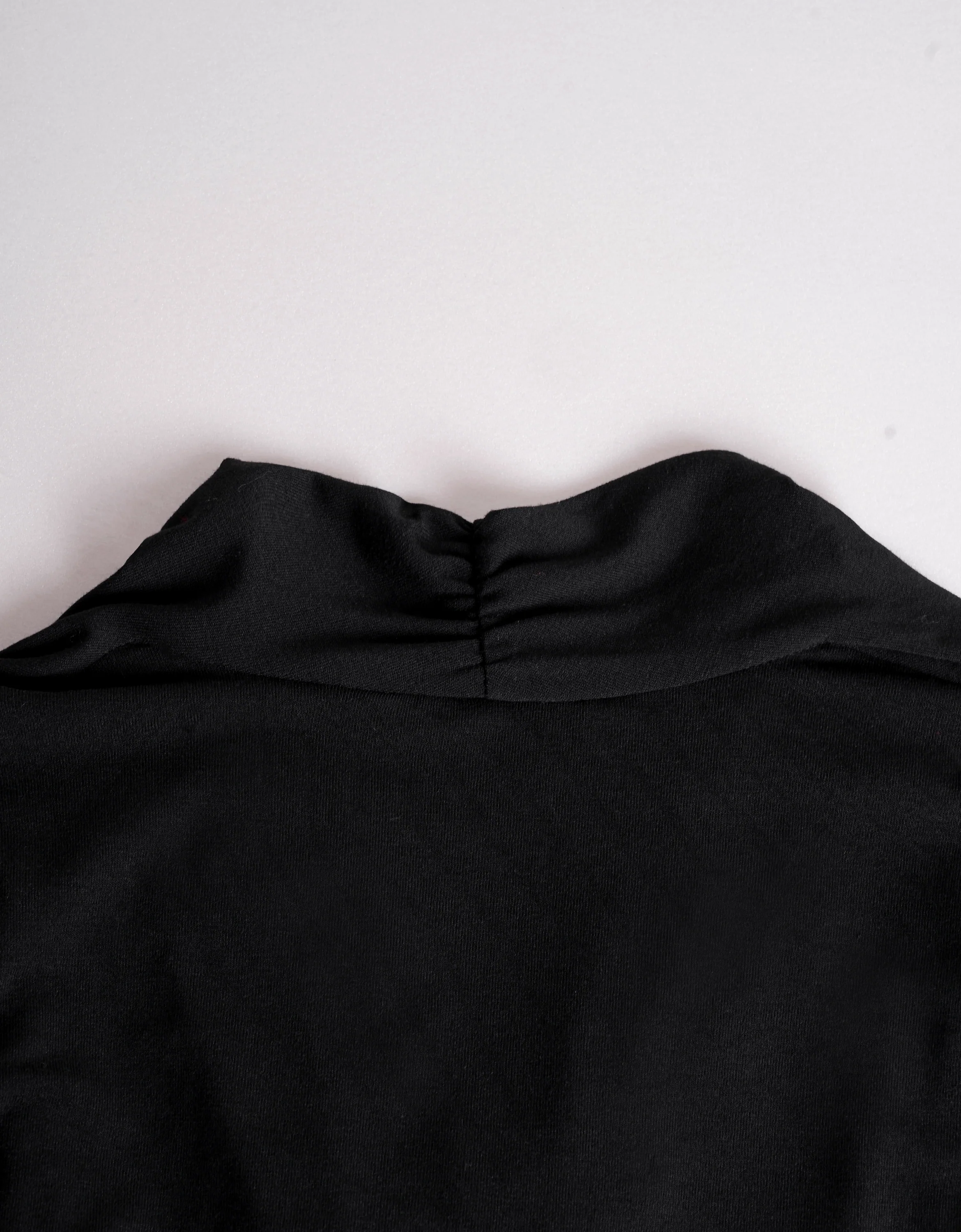 Overlap Front Sleeveless V-neck Knitted Top - Image 12