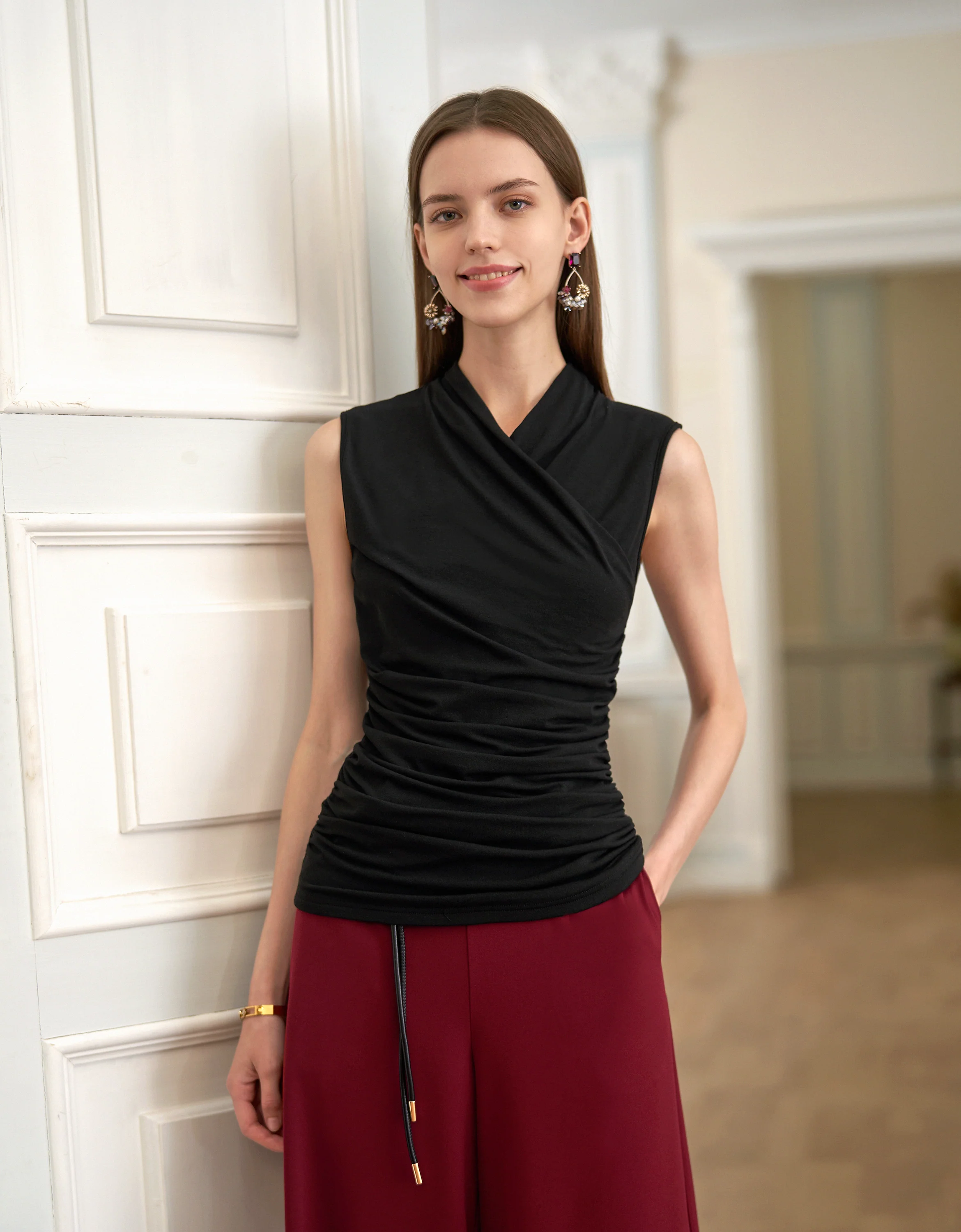 Overlap Front Sleeveless V-neck Knitted Top - Image 8