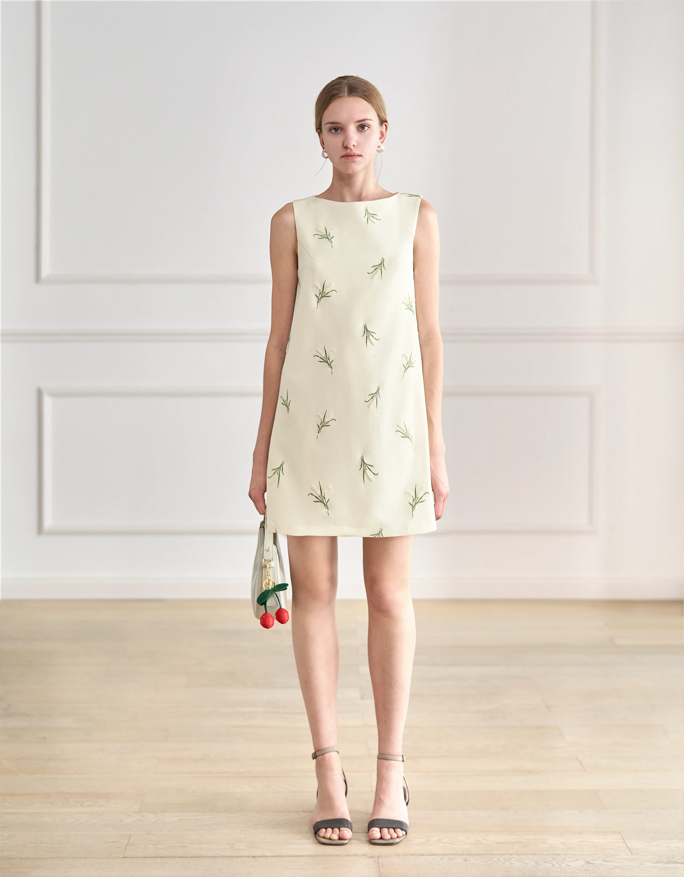 Pleated Back Sleeveless Jacquard Dress - Image 2