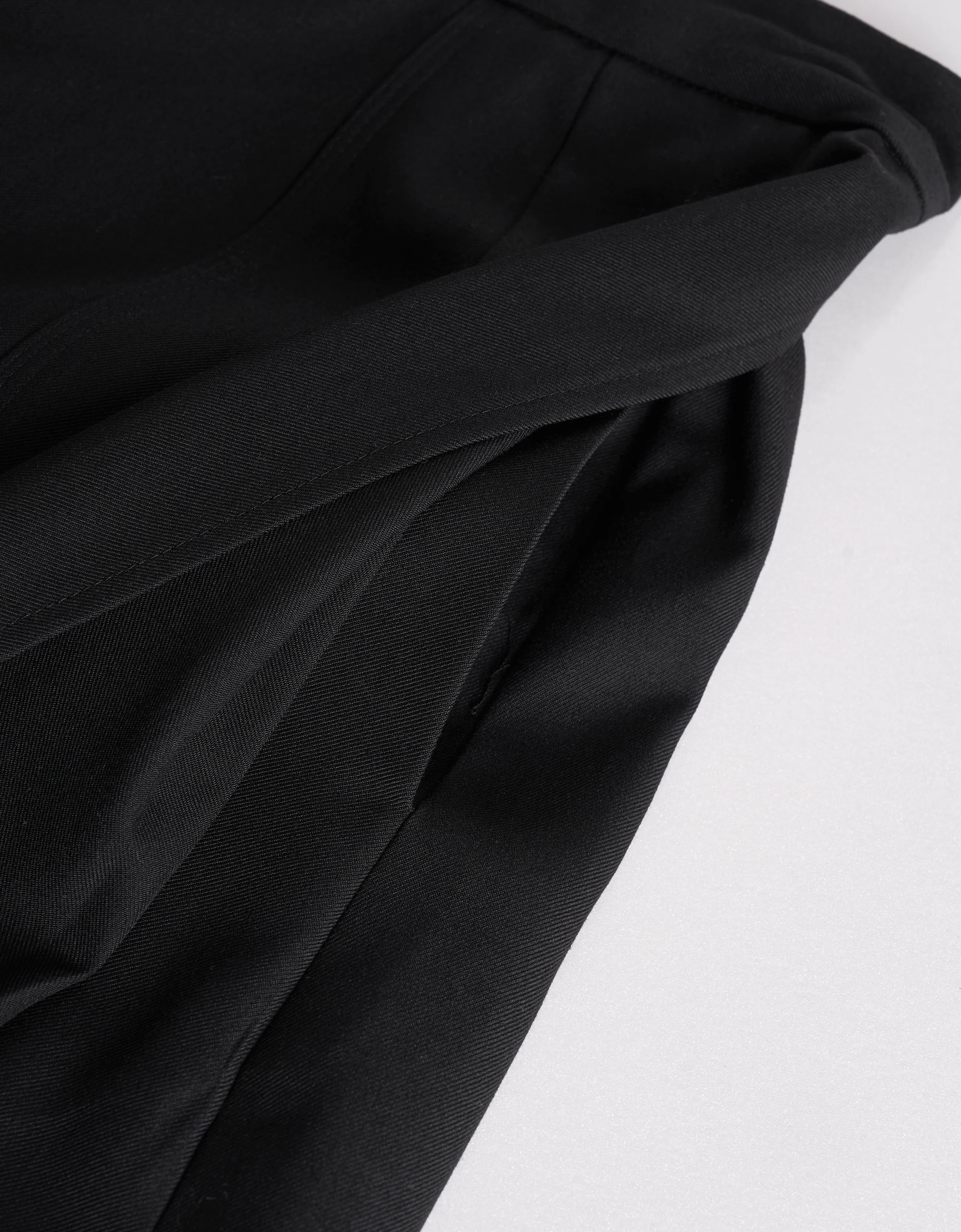 Pleated Detail Mid-rise Trousers - Image 7