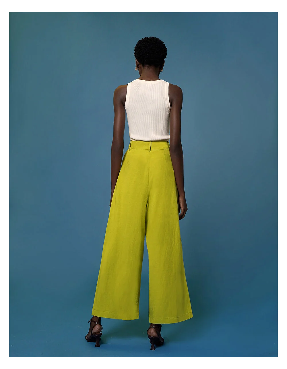 Pleated Detail Wide Leg Pants - Image 4