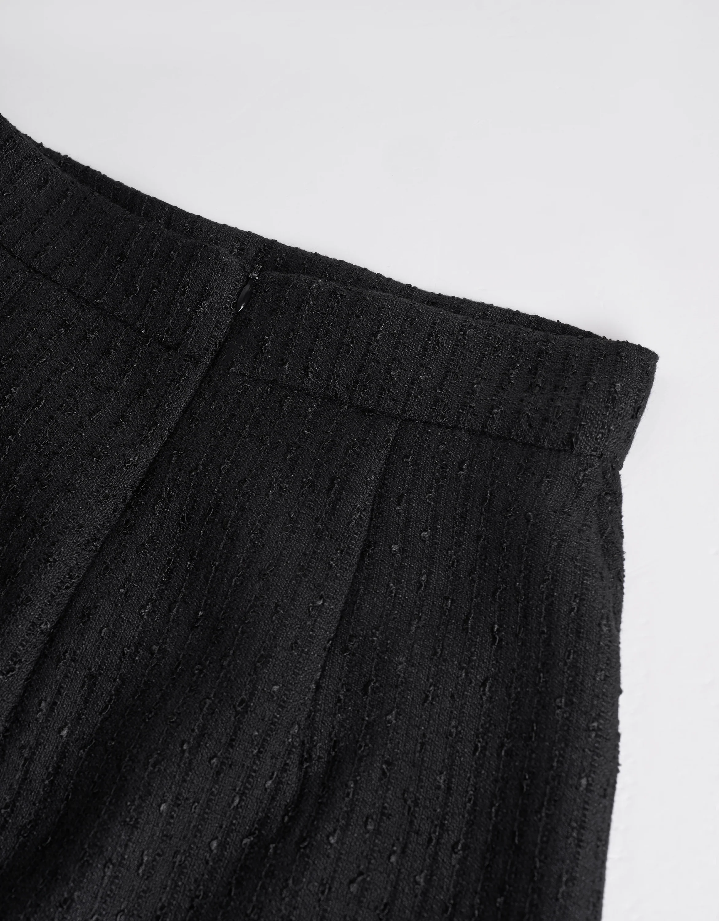 Pleated Hem A-line Skirt - Image 6