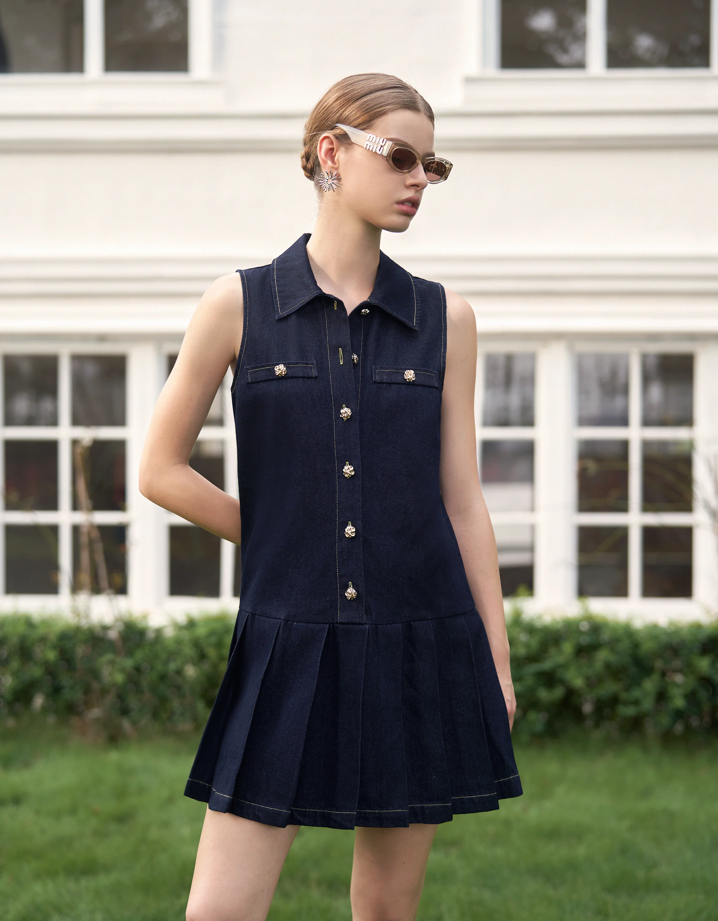 Pleated Hem Sleeveless Denim Shirt Dress - Image 5